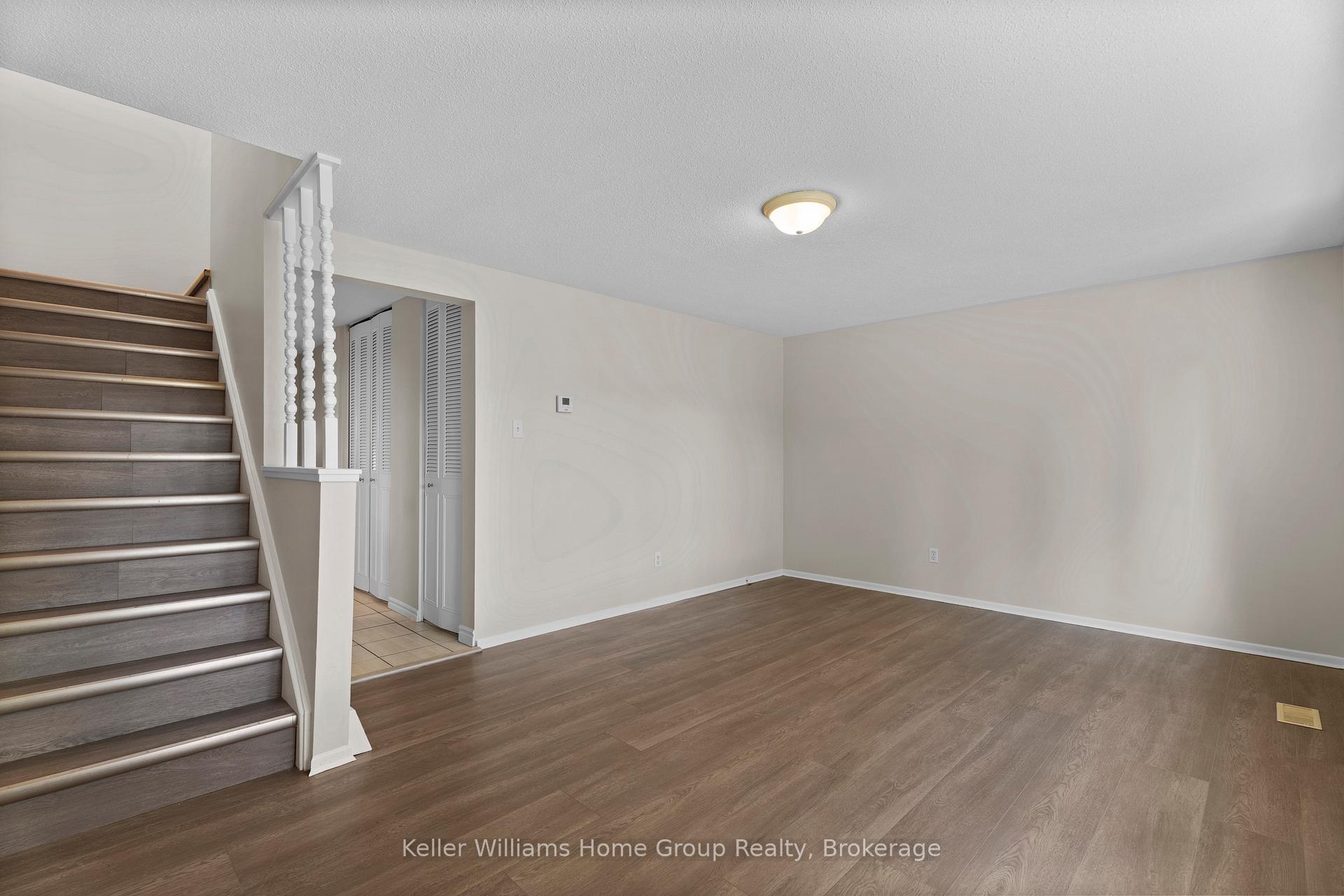 Photo 12 of 531 Strasburg Road, Kitchener — HOMEH