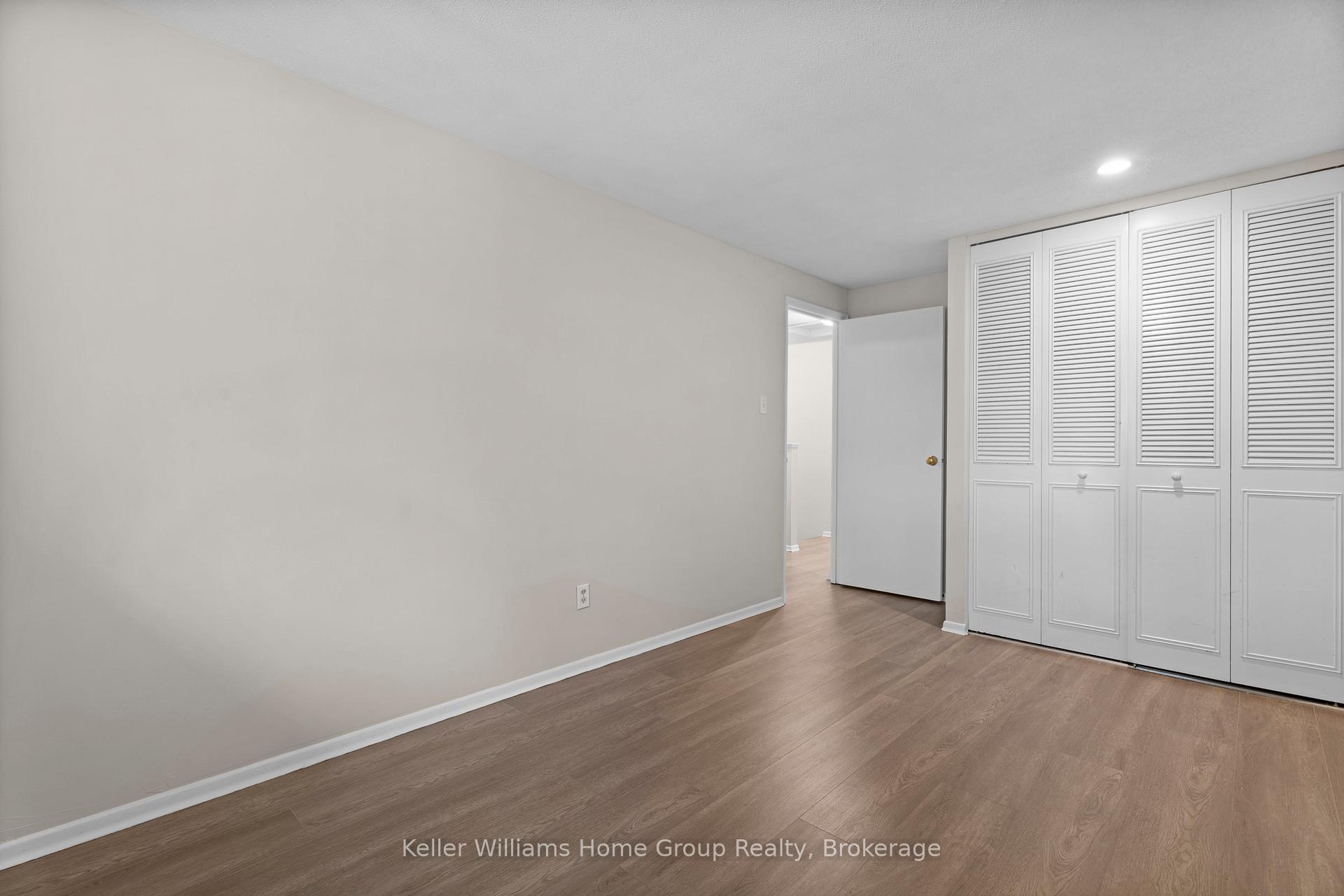 Photo 20 of 531 Strasburg Road, Kitchener — HOMEH