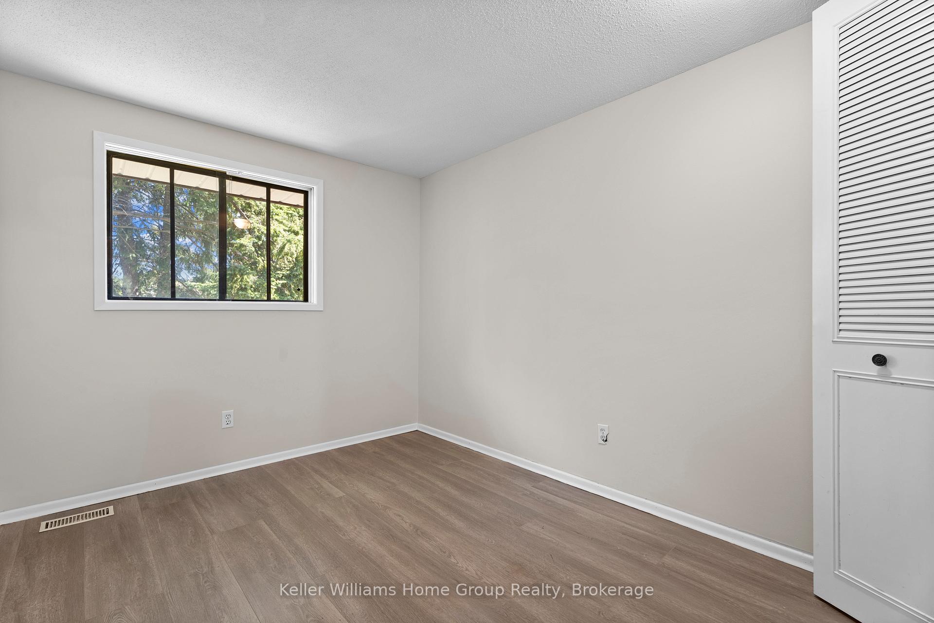 Photo 21 of 531 Strasburg Road, Kitchener — HOMEH