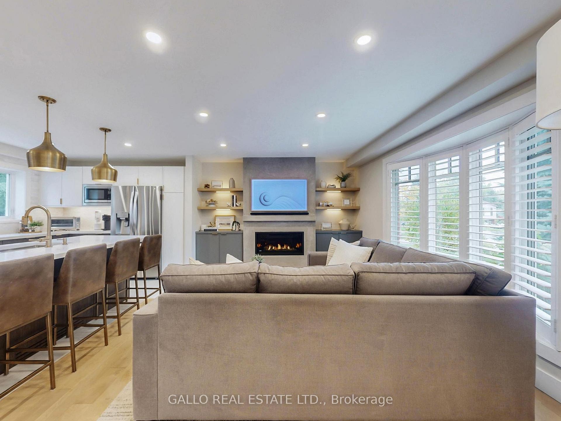 Photo 4 of 17 Sir Caradoc Place, Markham, Markham Village — HOMEH