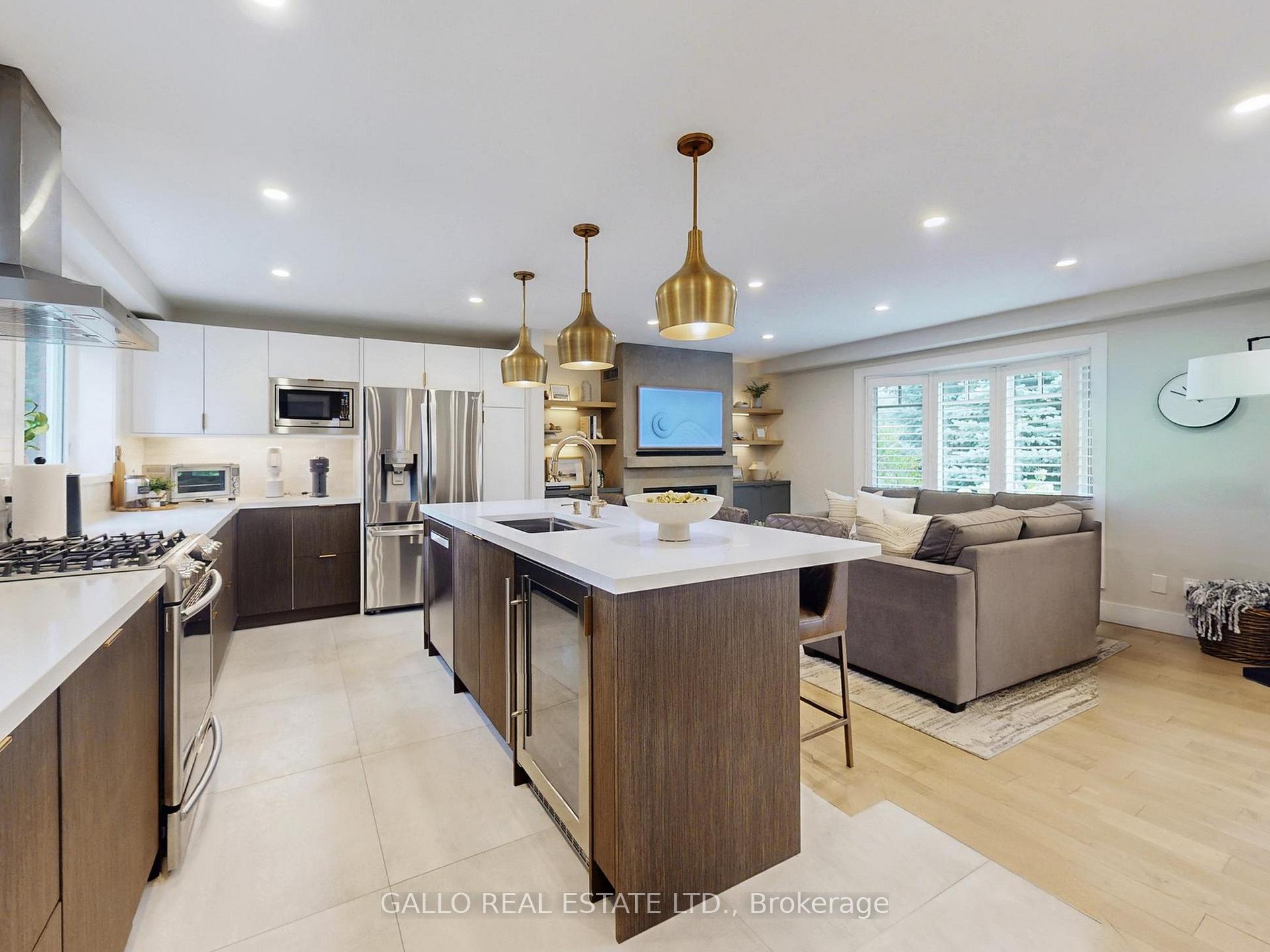 Photo 8 of 17 Sir Caradoc Place, Markham, Markham Village — HOMEH