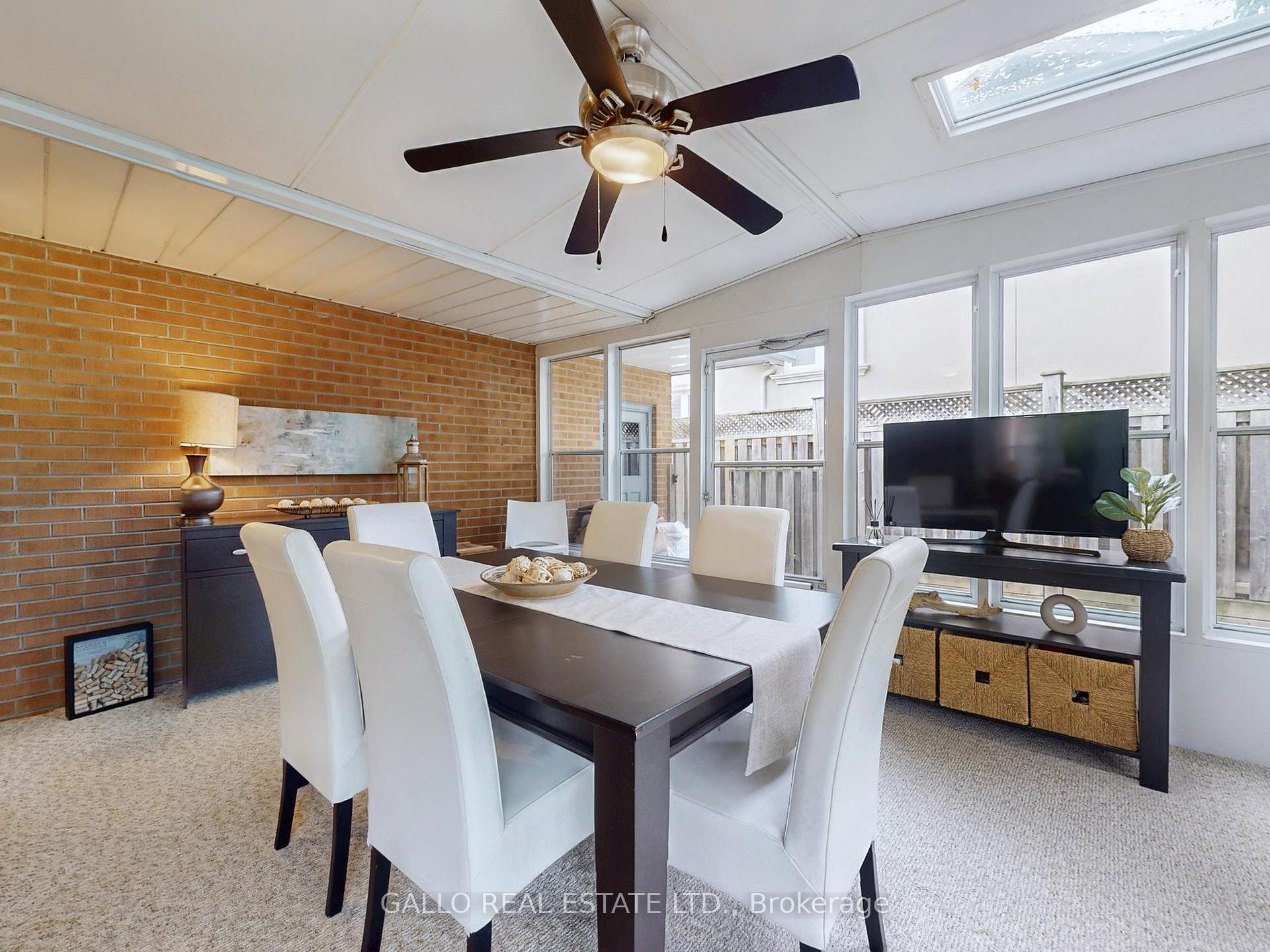Photo 10 of 17 Sir Caradoc Place, Markham, Markham Village — HOMEH