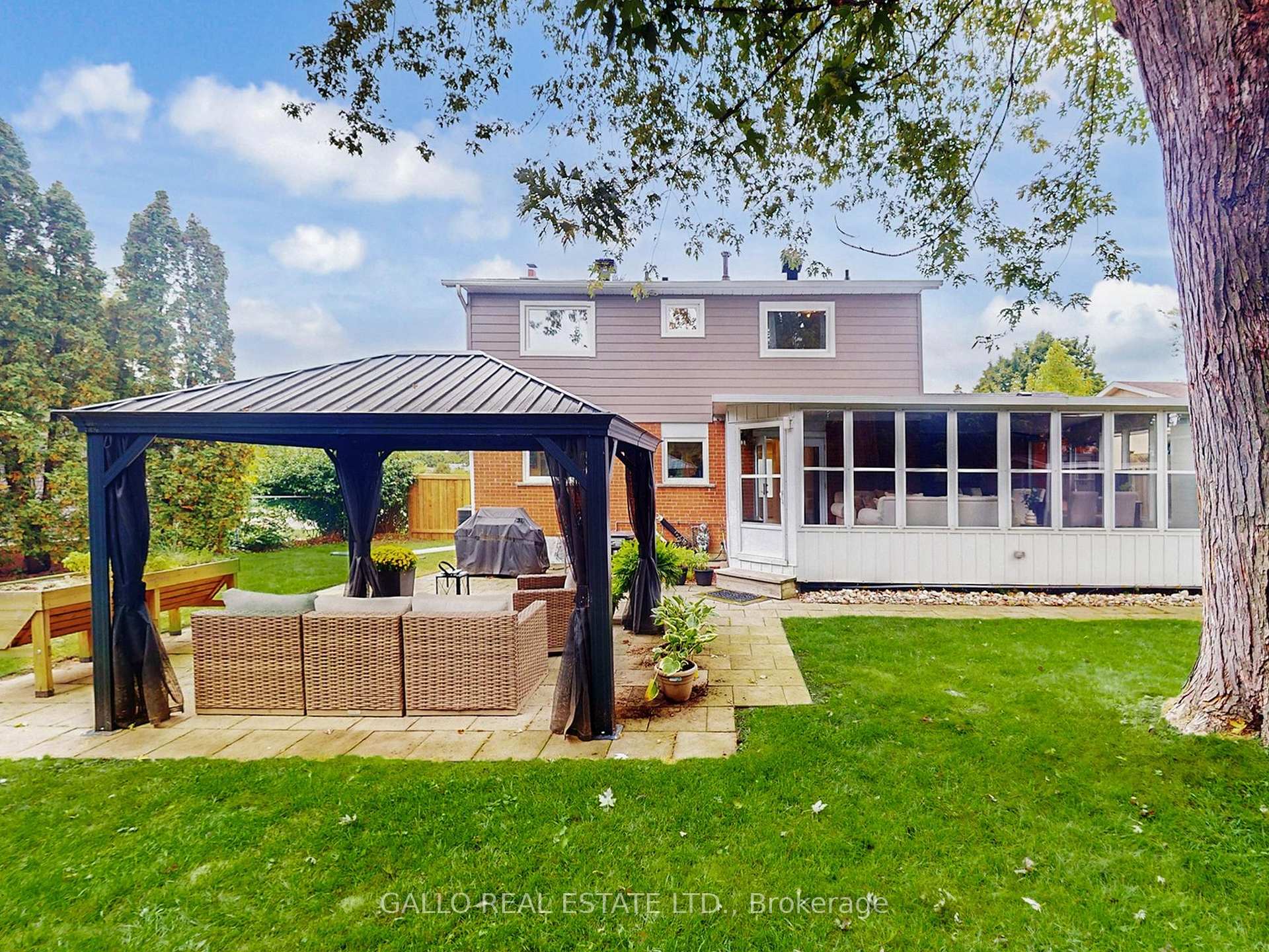 Photo 26 of 17 Sir Caradoc Place, Markham, Markham Village — HOMEH