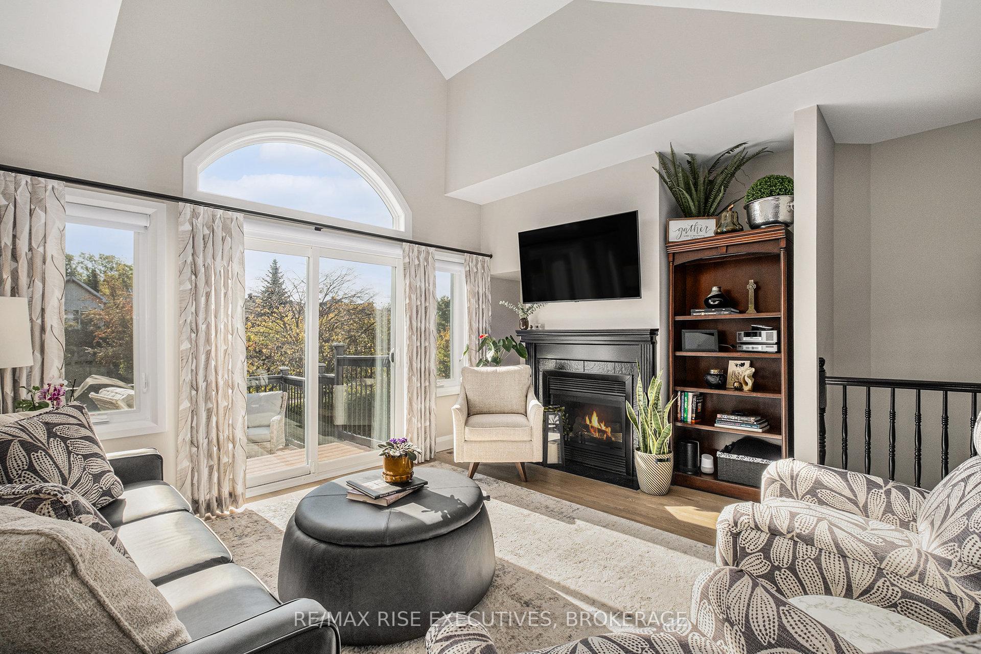 Photo 6 of 8 Kinmount Private, Ottawa, Kanata - Kanata Lakes/Heritage Hills — HOMEH