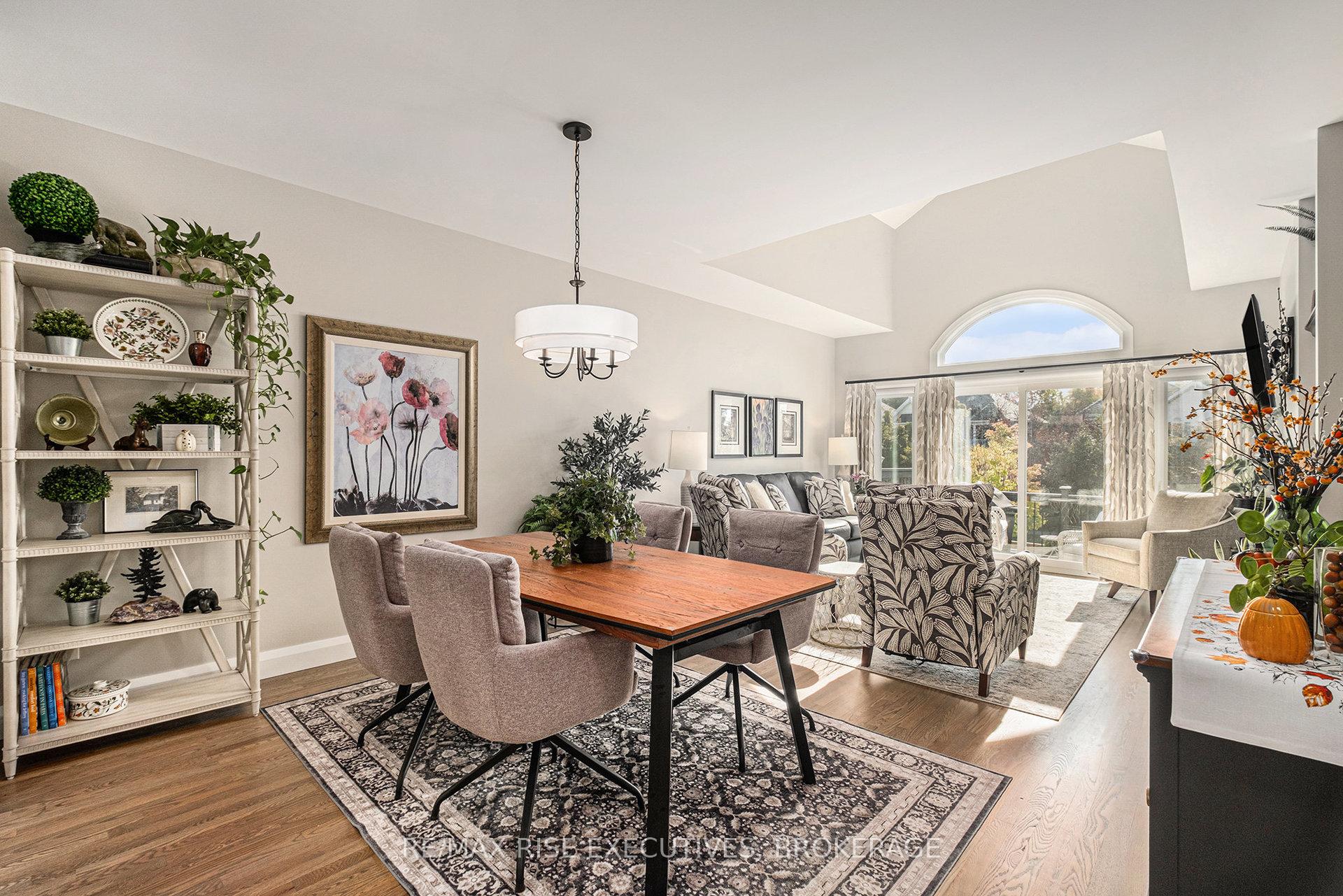 Photo 7 of 8 Kinmount Private, Ottawa, Kanata - Kanata Lakes/Heritage Hills — HOMEH