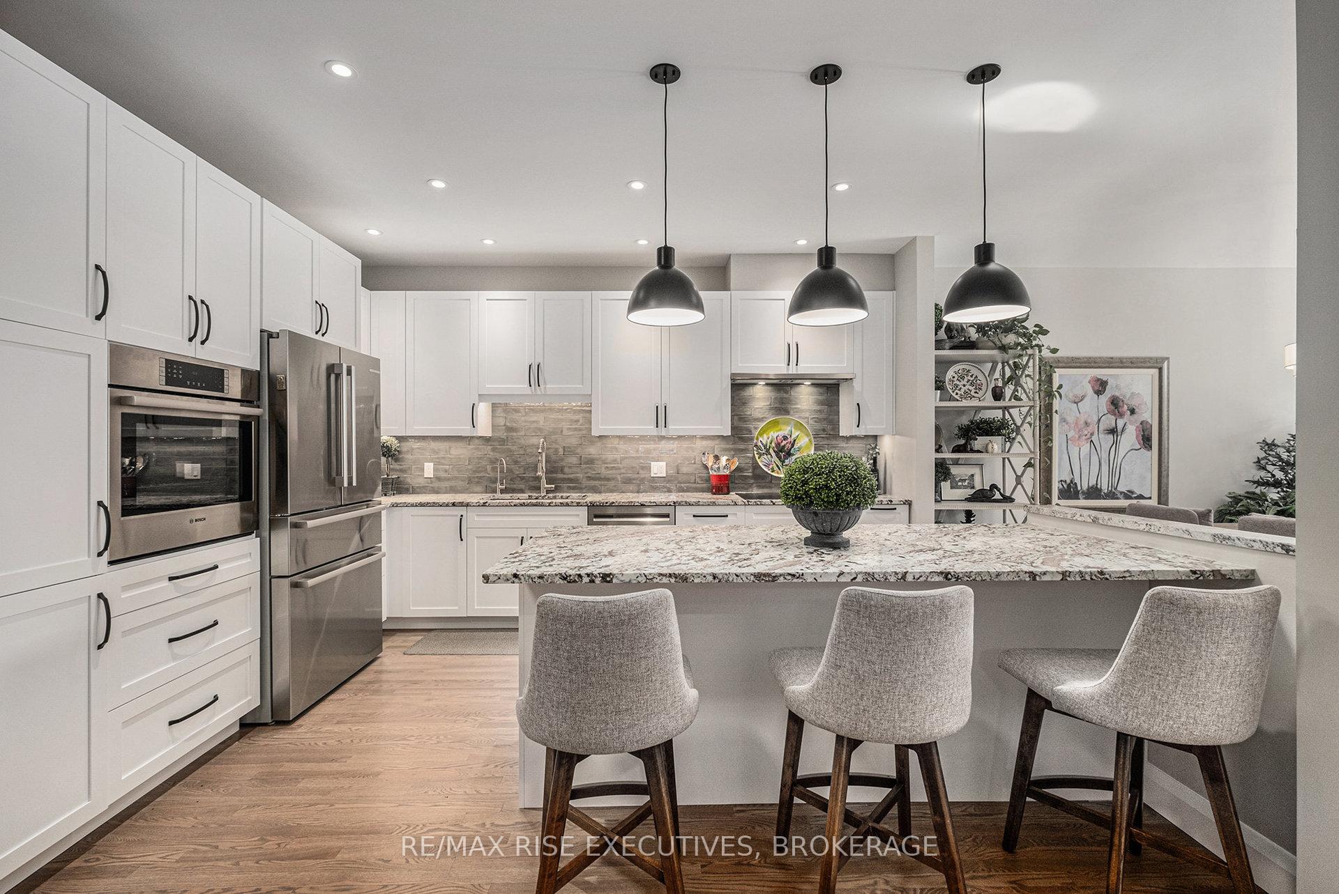 Photo 10 of 8 Kinmount Private, Ottawa, Kanata - Kanata Lakes/Heritage Hills — HOMEH