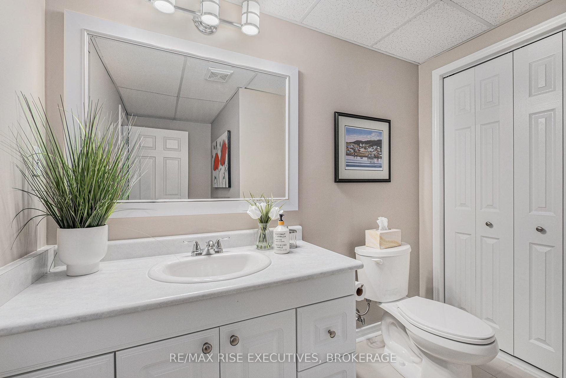 Photo 19 of 8 Kinmount Private, Ottawa, Kanata - Kanata Lakes/Heritage Hills — HOMEH
