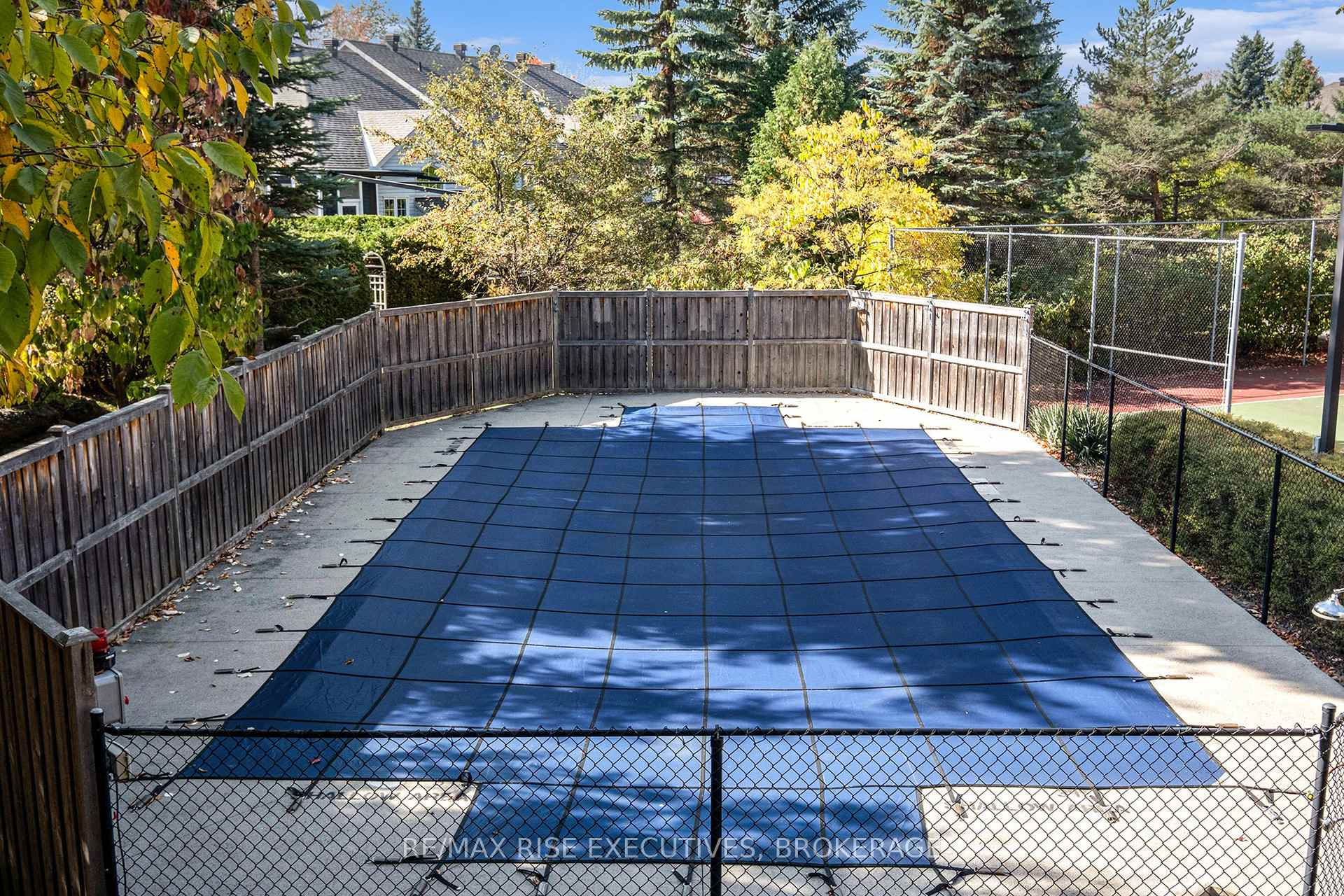 Photo 26 of 8 Kinmount Private, Ottawa, Kanata - Kanata Lakes/Heritage Hills — HOMEH