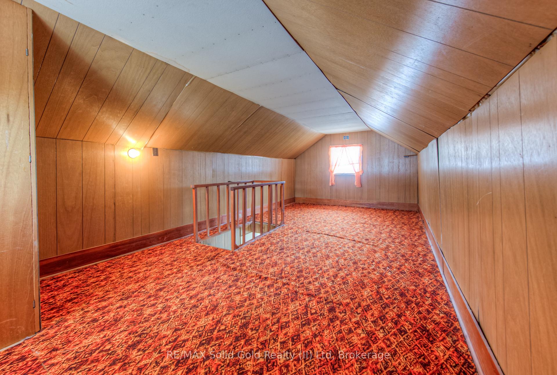 Photo 24 of 48 Barbara Crescent, Kitchener — HOMEH
