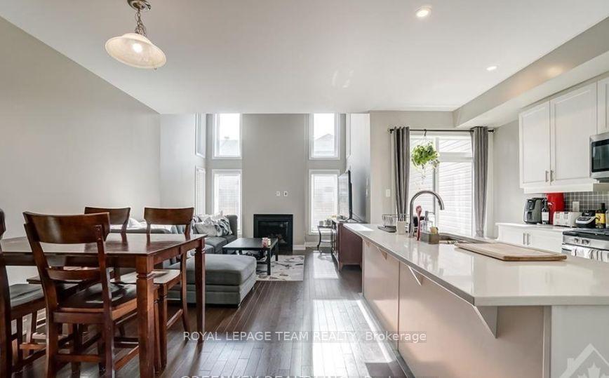 Photo 3 of 765 Twist Way, Ottawa, Kanata - Emerald Meadows/Trailwest — HOMEH