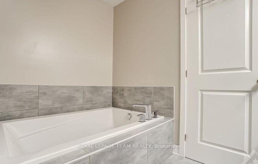 Photo 13 of 765 Twist Way, Ottawa, Kanata - Emerald Meadows/Trailwest — HOMEH
