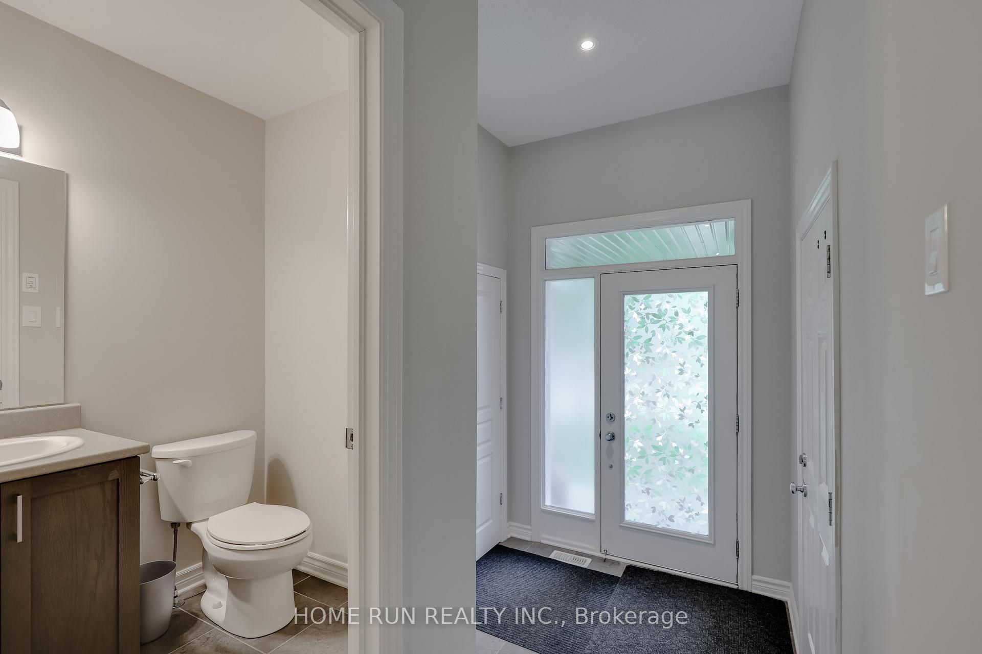 Photo 4 of 886 Fletcher Circle, Ottawa, Kanata - Kanata Lakes/Heritage Hills — HOMEH