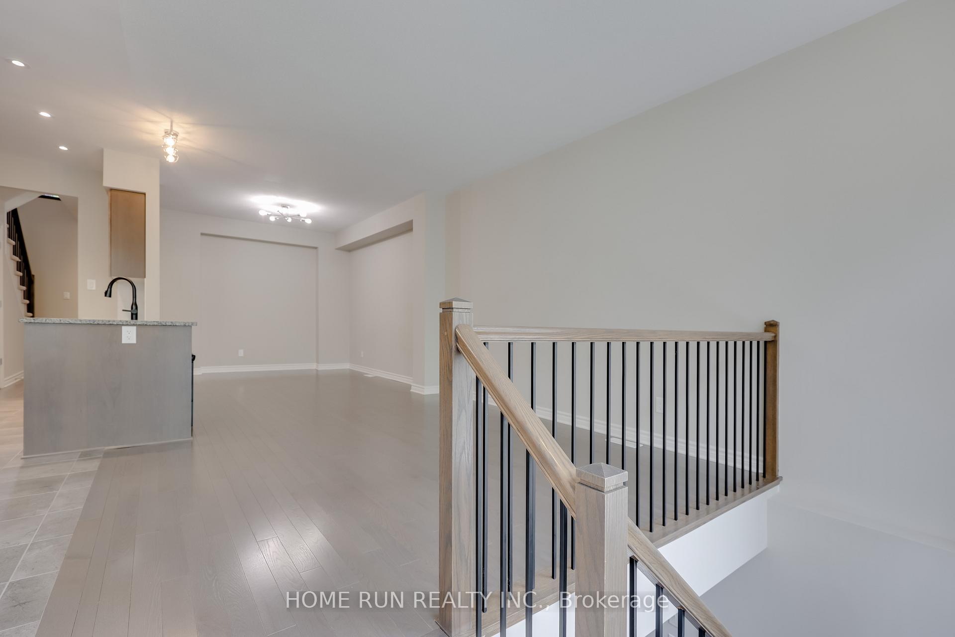 Photo 19 of 886 Fletcher Circle, Ottawa, Kanata - Kanata Lakes/Heritage Hills — HOMEH