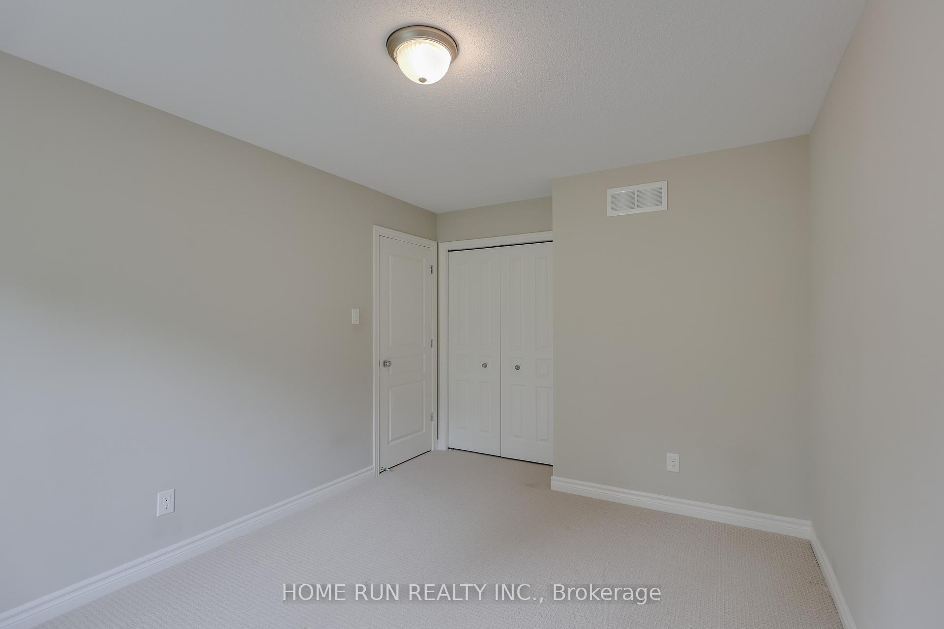 Photo 31 of 886 Fletcher Circle, Ottawa, Kanata - Kanata Lakes/Heritage Hills — HOMEH