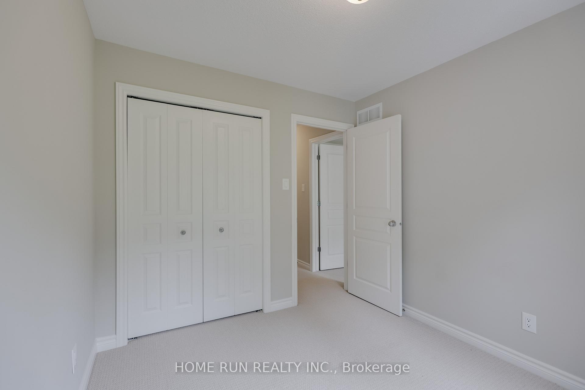 Photo 33 of 886 Fletcher Circle, Ottawa, Kanata - Kanata Lakes/Heritage Hills — HOMEH