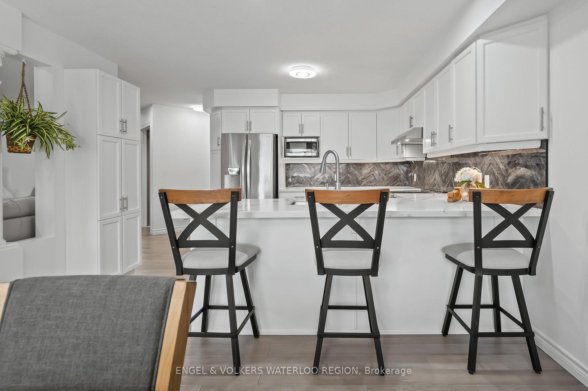 Photo 16 of 89 Winifred Street, Kitchener, Pioneer Tower West — HOMEH