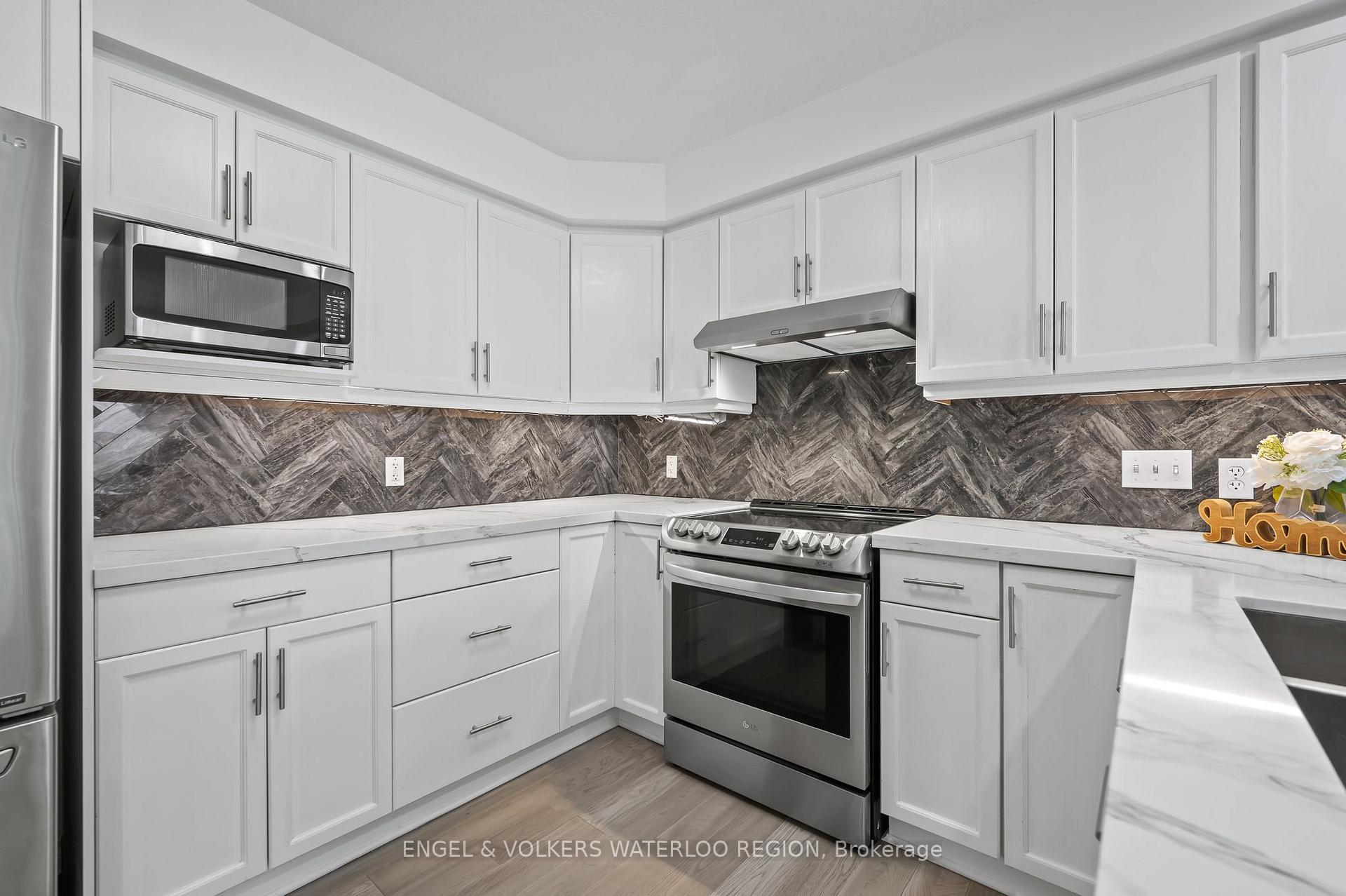 Photo 18 of 89 Winifred Street, Kitchener, Pioneer Tower West — HOMEH