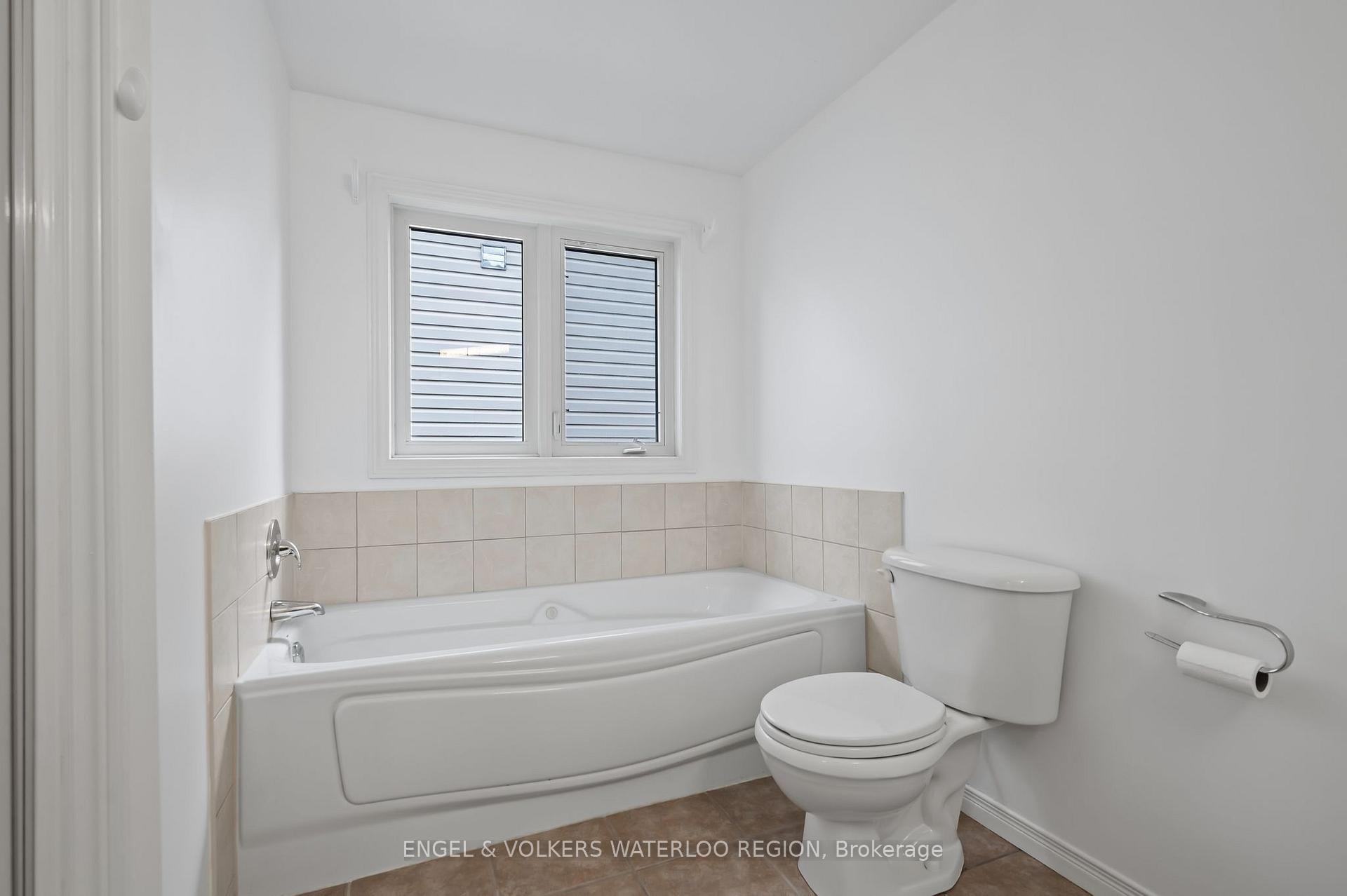 Photo 33 of 89 Winifred Street, Kitchener, Pioneer Tower West — HOMEH