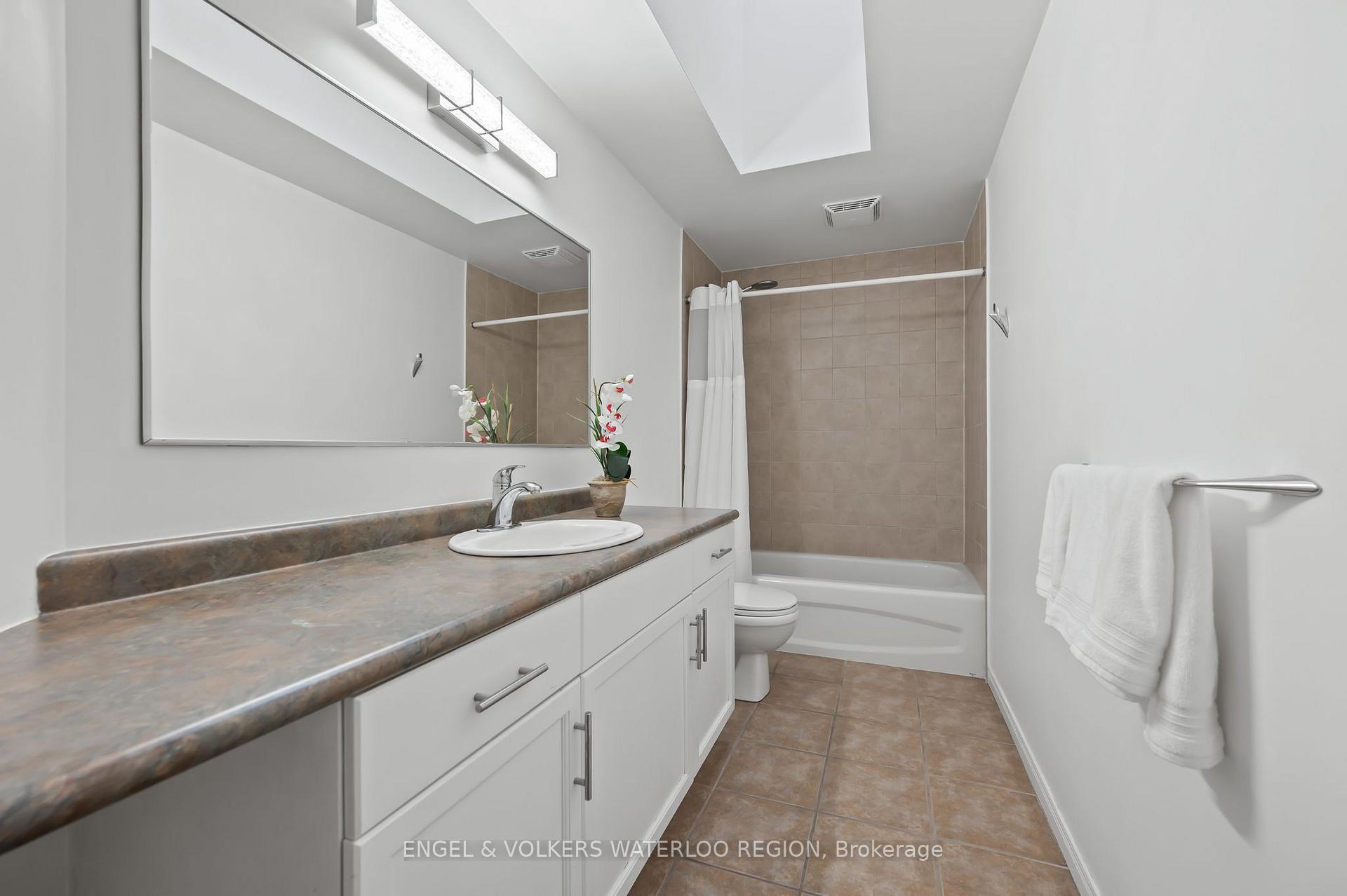 Photo 38 of 89 Winifred Street, Kitchener, Pioneer Tower West — HOMEH