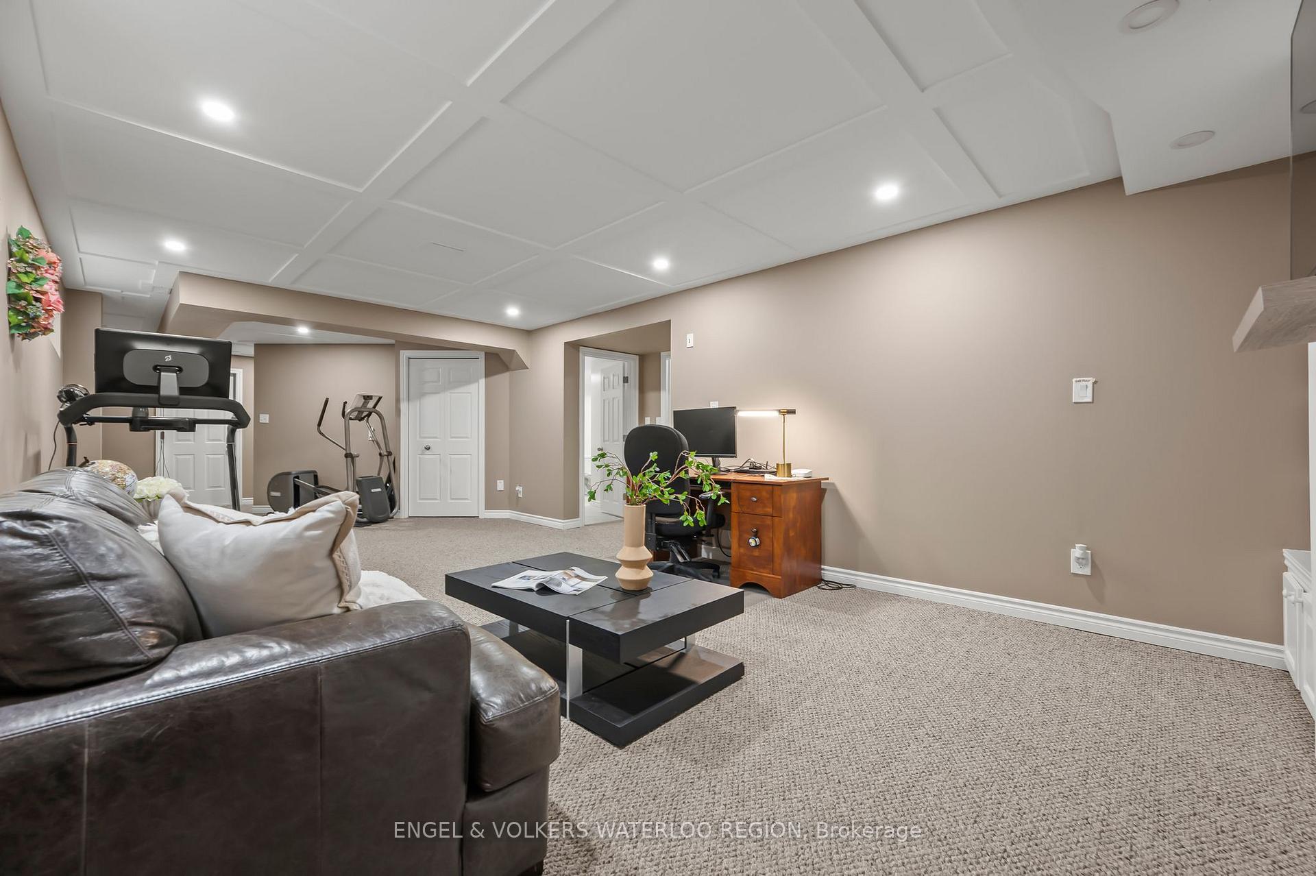 Photo 41 of 89 Winifred Street, Kitchener, Pioneer Tower West — HOMEH
