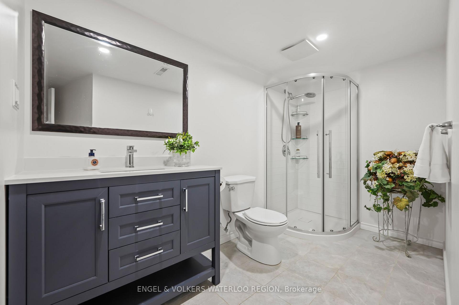 Photo 44 of 89 Winifred Street, Kitchener, Pioneer Tower West — HOMEH