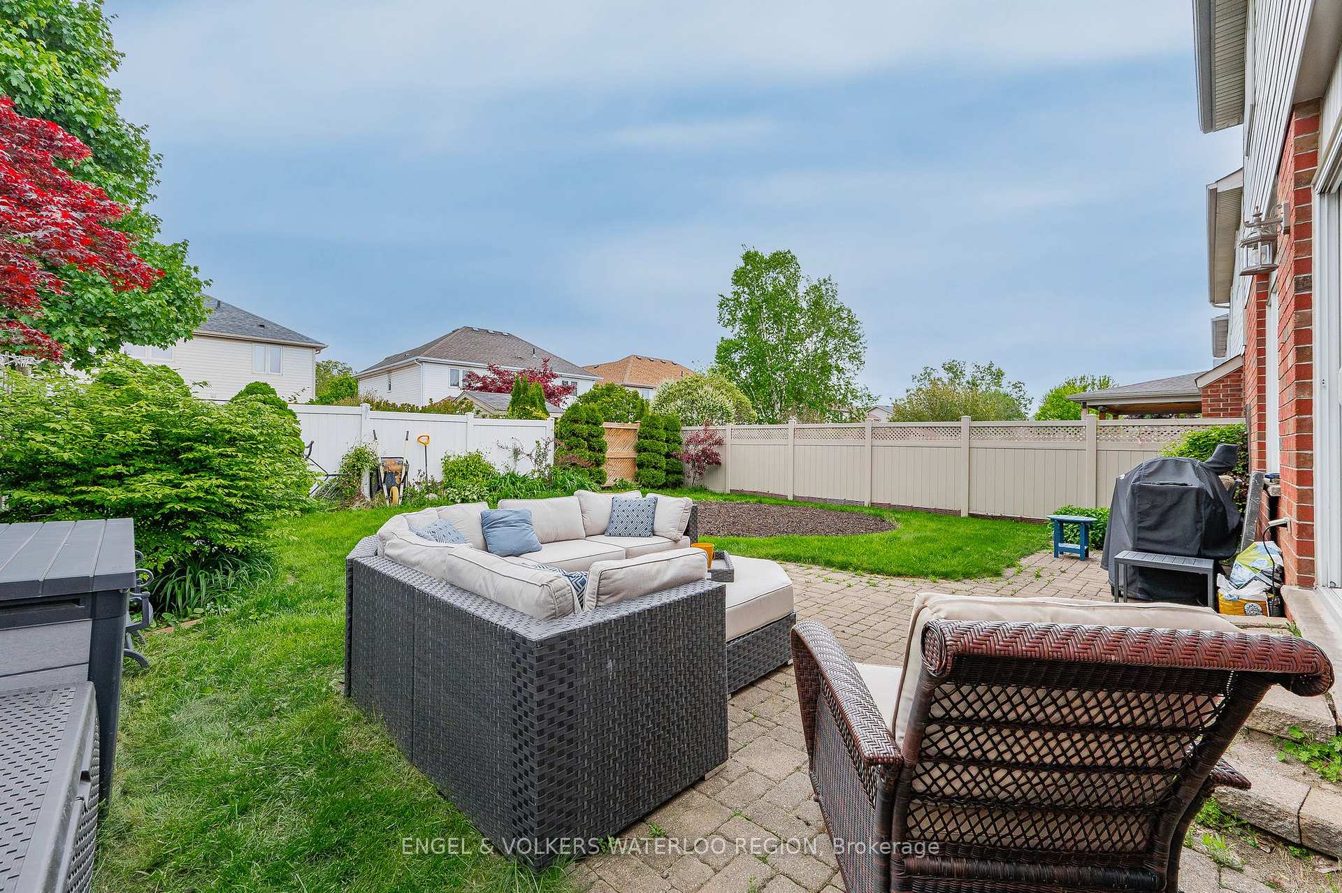 Photo 47 of 89 Winifred Street, Kitchener, Pioneer Tower West — HOMEH
