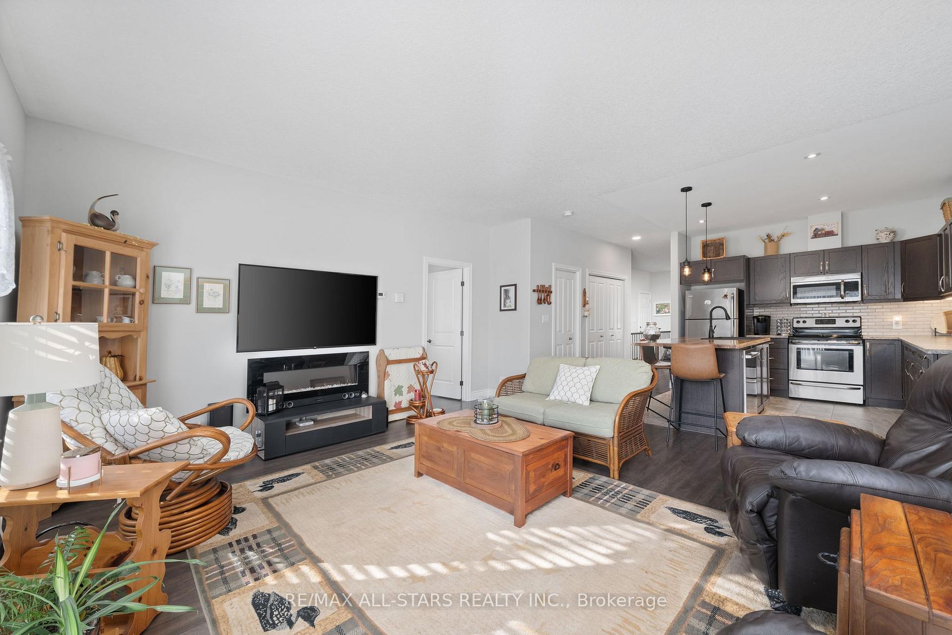 Photo 12 of 152 Sorbie Crescent, Loyalist, Amherstview — HOMEH