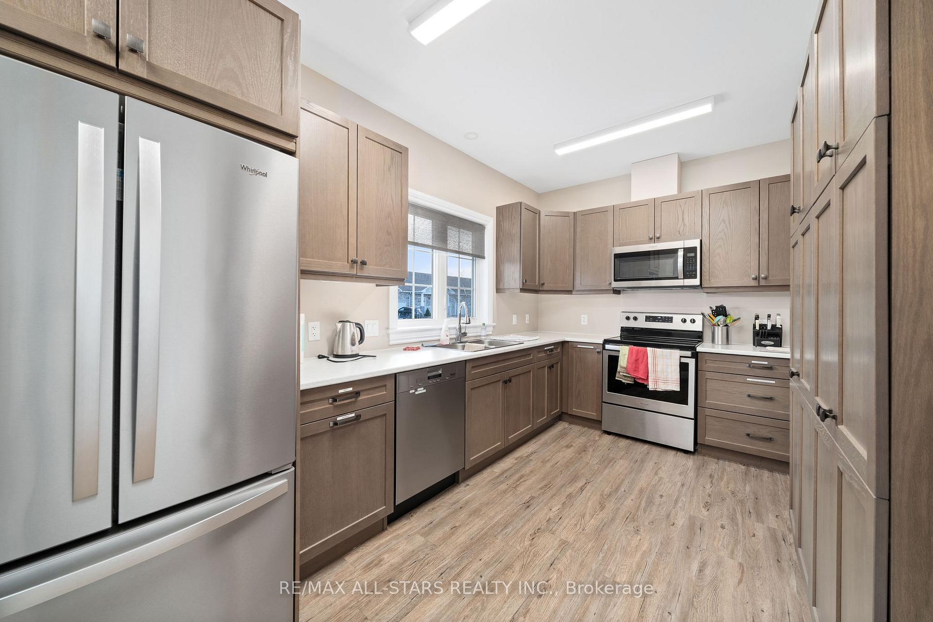 Photo 30 of 152 Sorbie Crescent, Loyalist, Amherstview — HOMEH