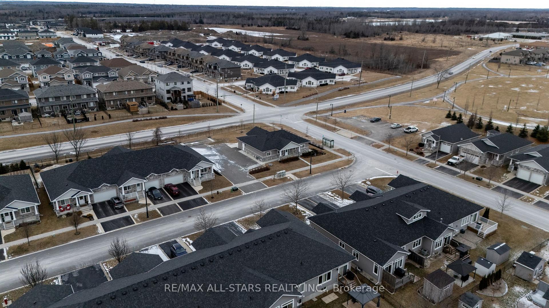 Photo 34 of 152 Sorbie Crescent, Loyalist, Amherstview — HOMEH