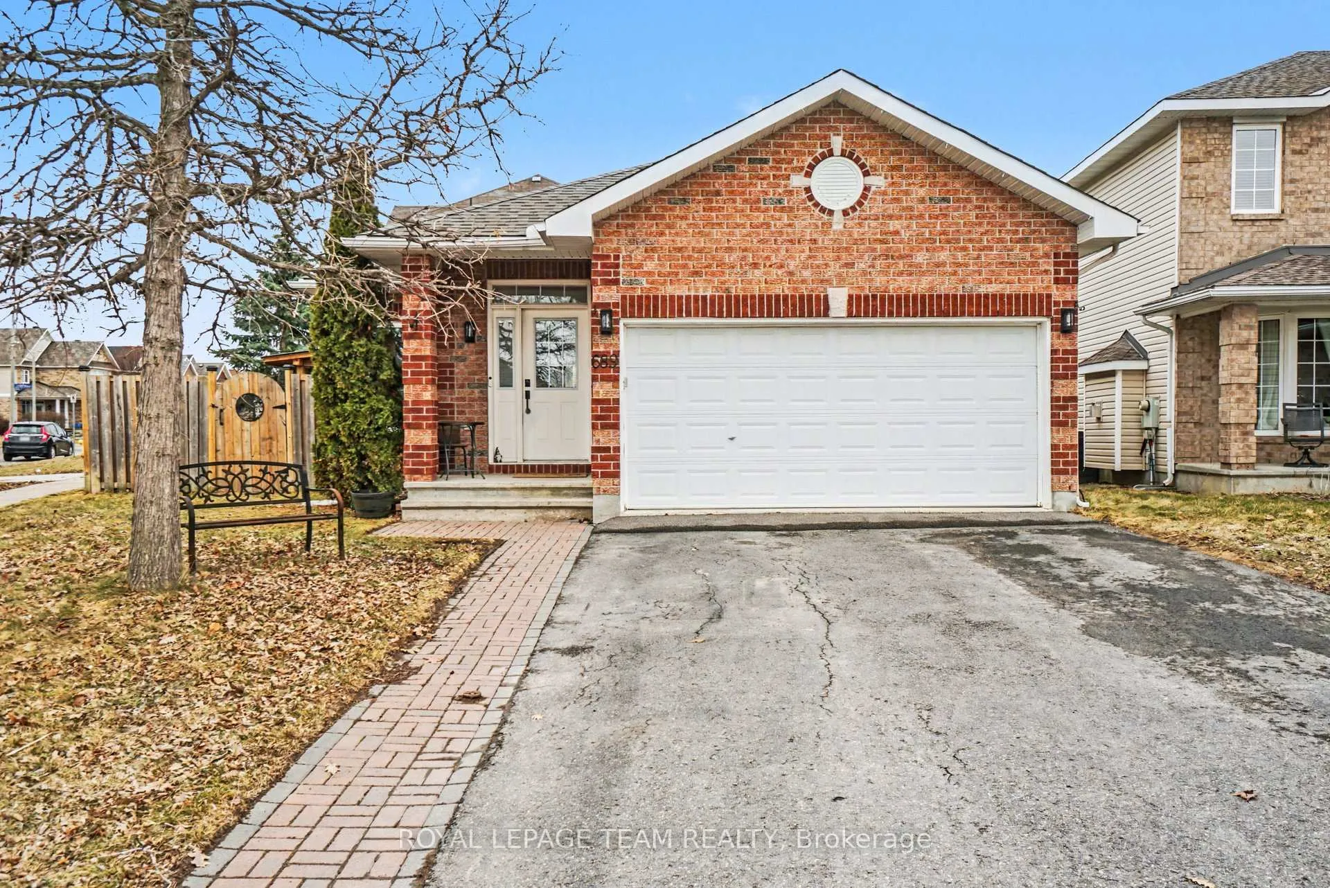 Photo 2 of 689 Vermillion Drive, Ottawa, Riverside South/Gloucester Glen — HOMEH