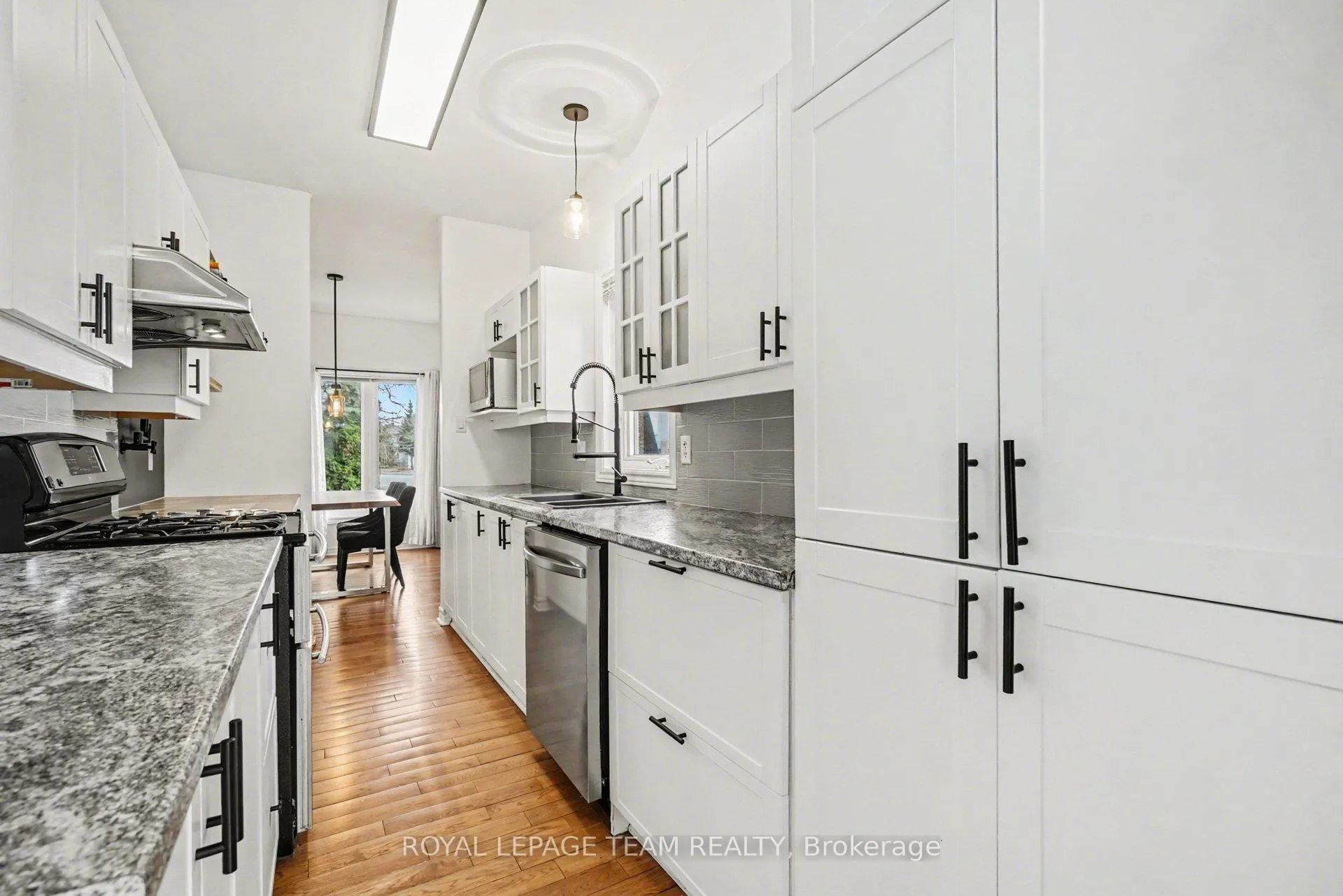 Photo 11 of 689 Vermillion Drive, Ottawa, Riverside South/Gloucester Glen — HOMEH