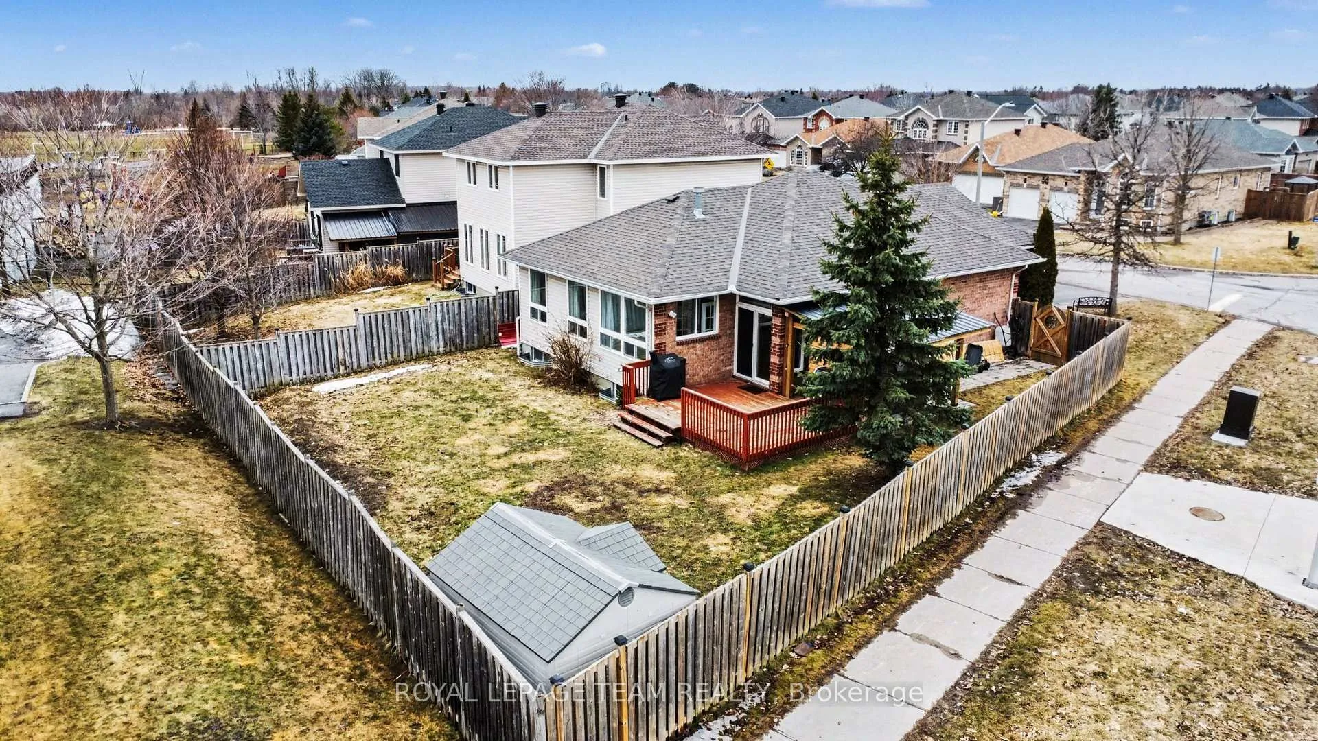 Photo 35 of 689 Vermillion Drive, Ottawa, Riverside South/Gloucester Glen — HOMEH