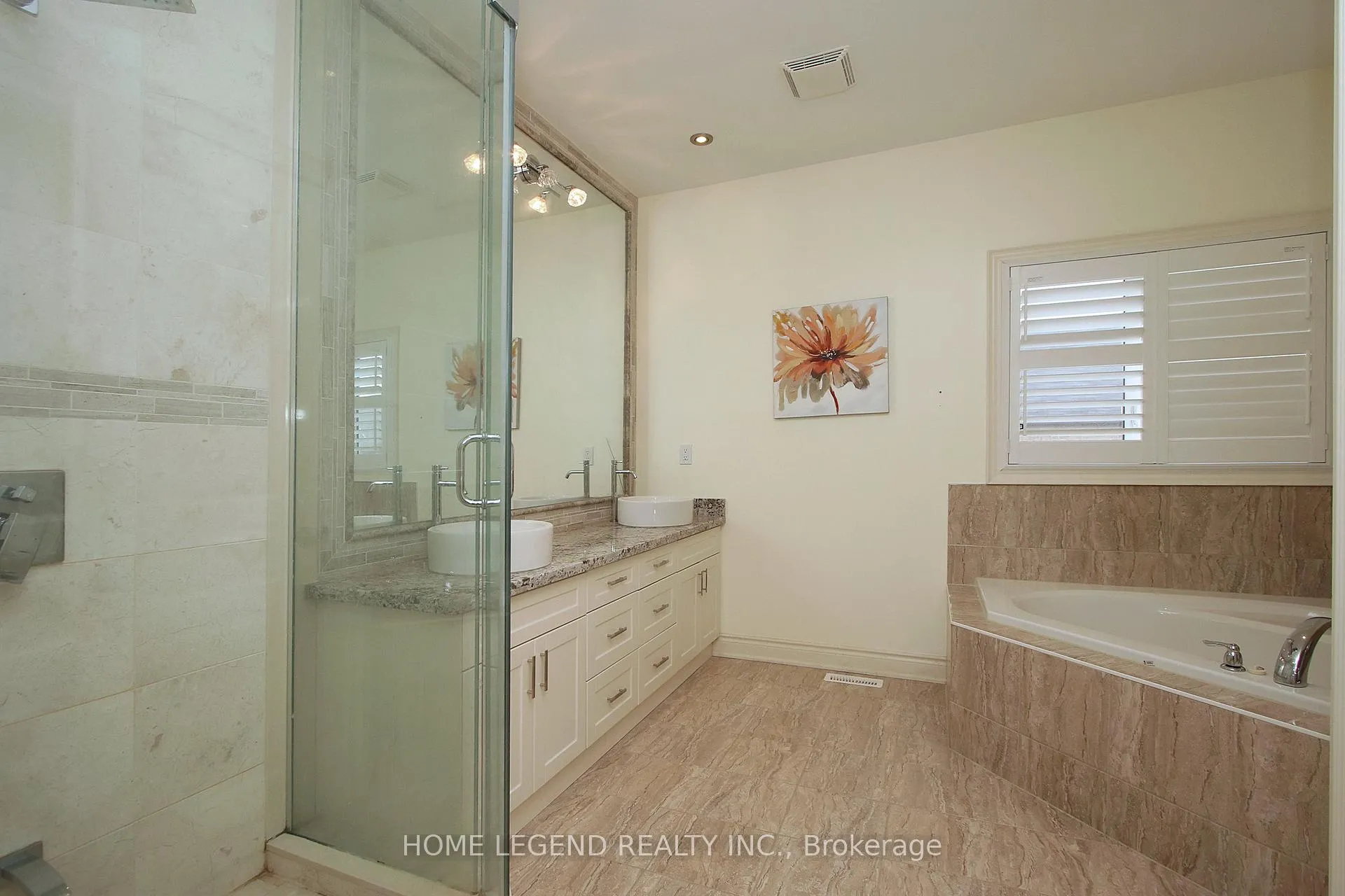 Photo 12 of 25 Bracknell Avenue, Markham, Berczy — HOMEH