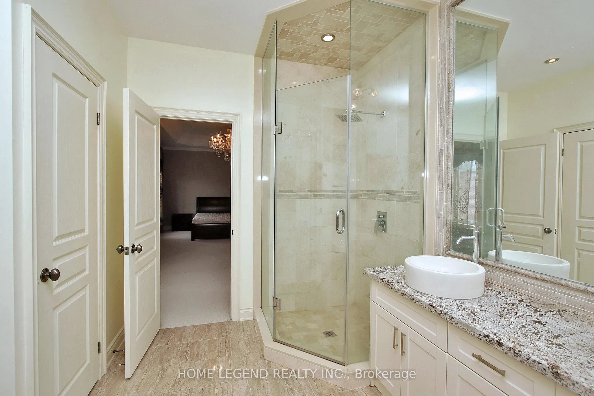Photo 13 of 25 Bracknell Avenue, Markham, Berczy — HOMEH