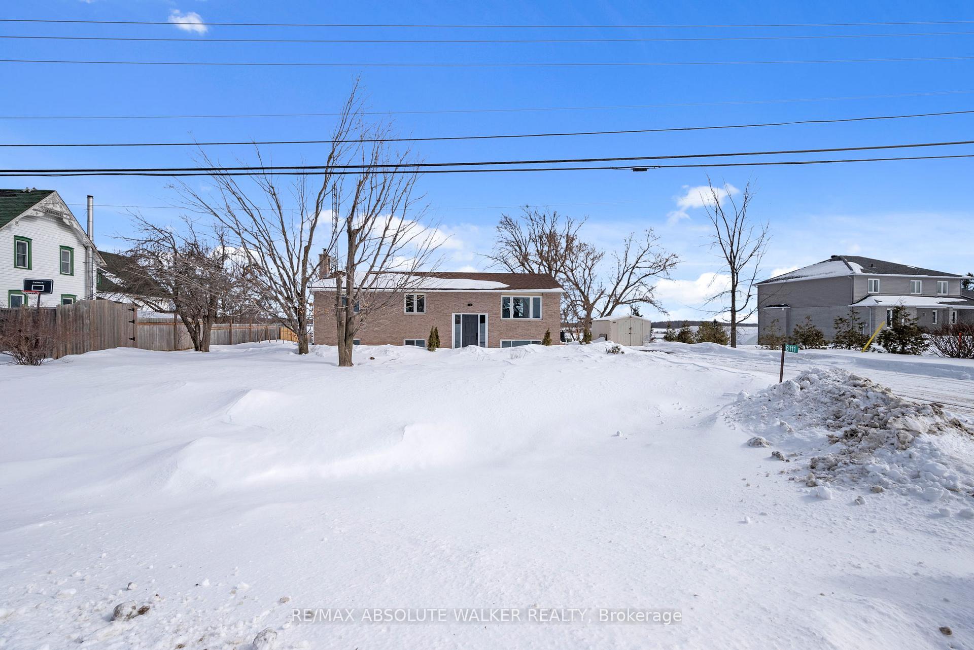 Front of 6111 Prince Of Wales Drive