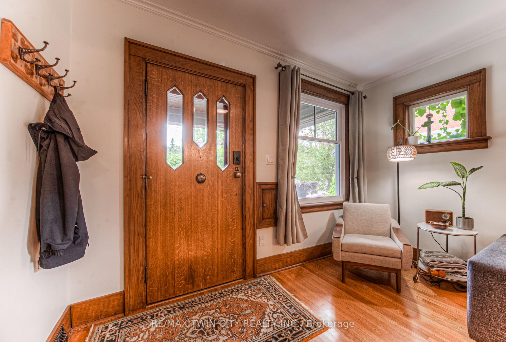 Photo 6 of 16 Lydia Street, Kitchener — HOMEH