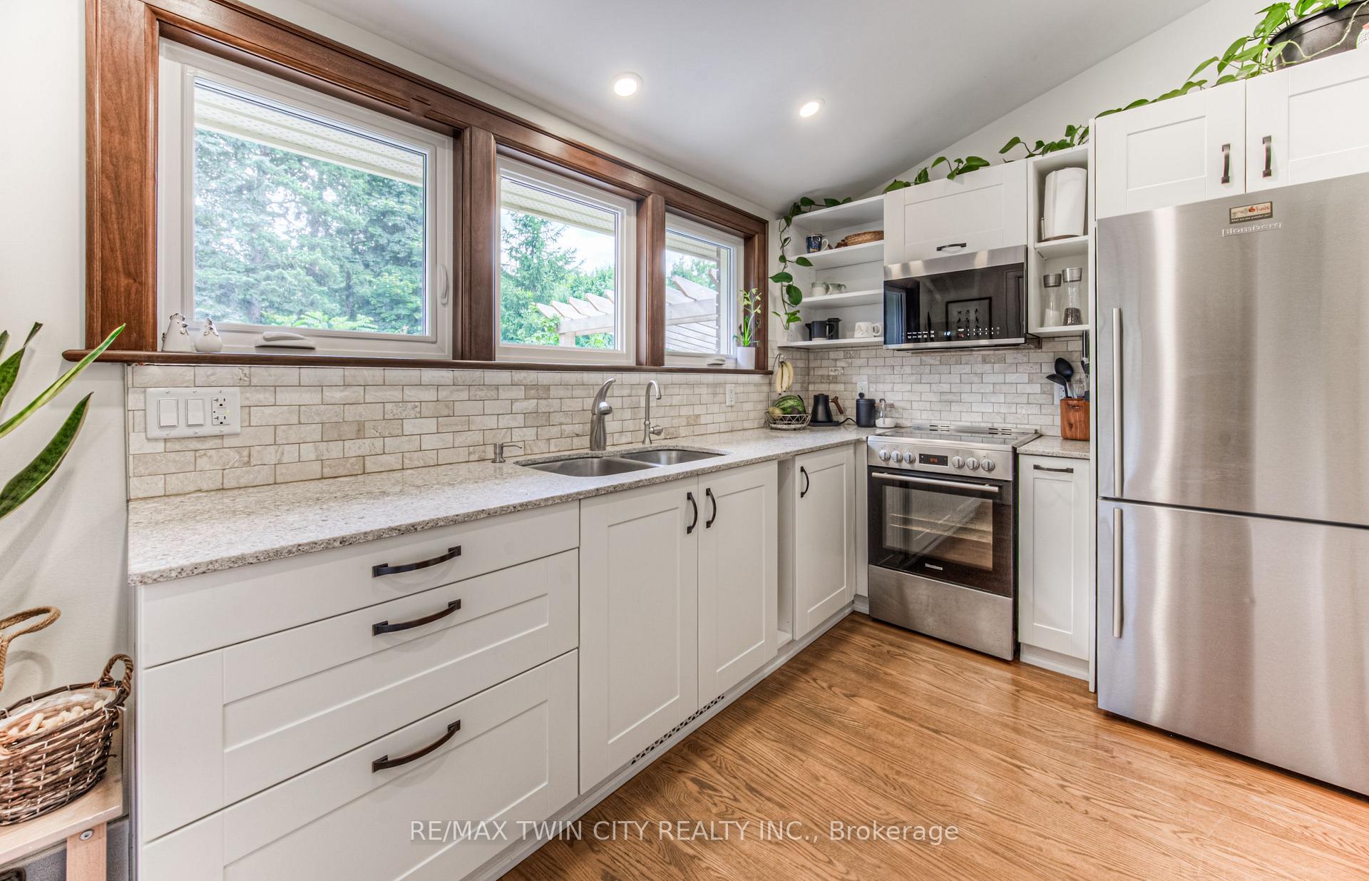 Photo 14 of 16 Lydia Street, Kitchener — HOMEH