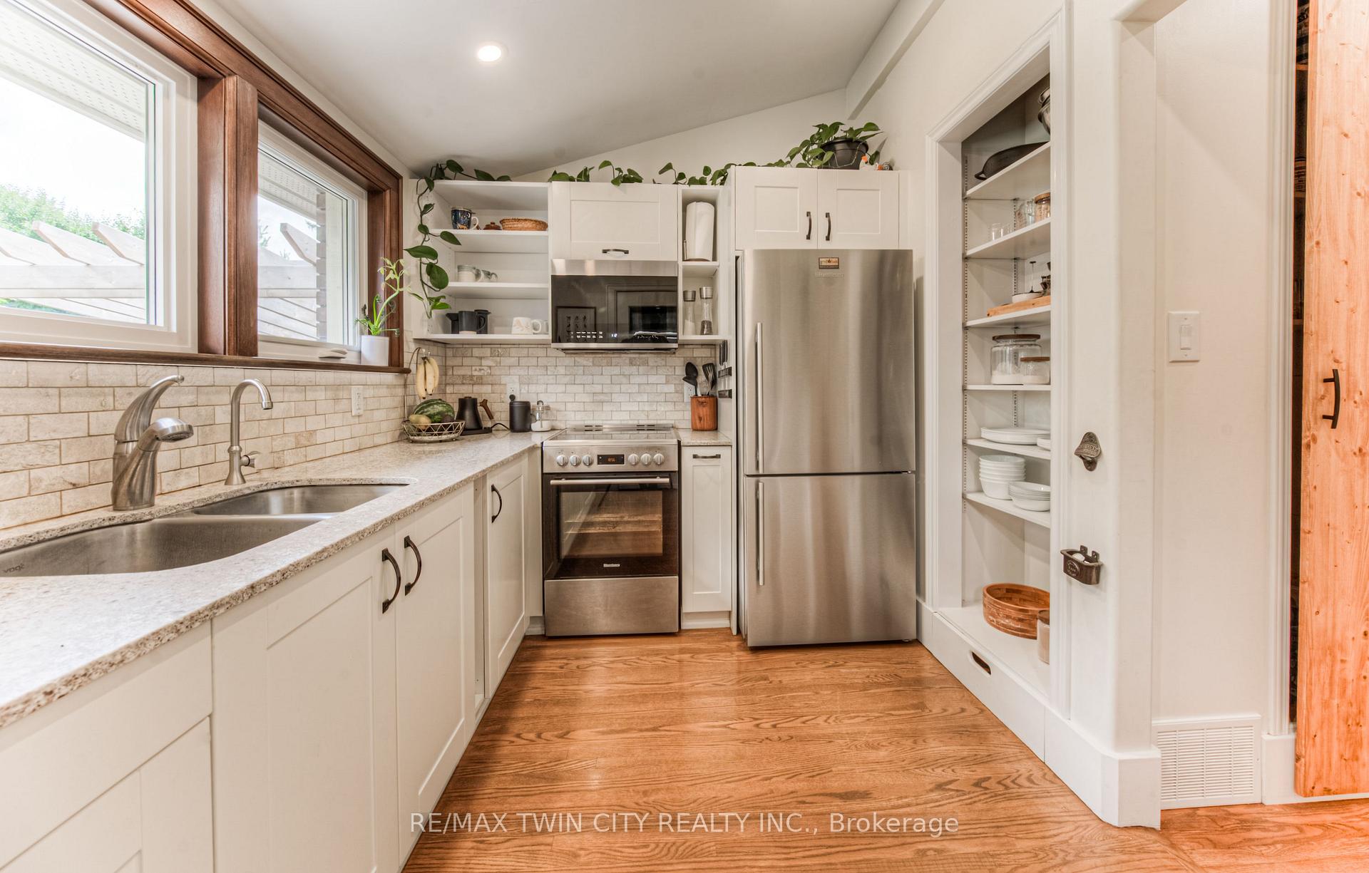 Photo 18 of 16 Lydia Street, Kitchener — HOMEH