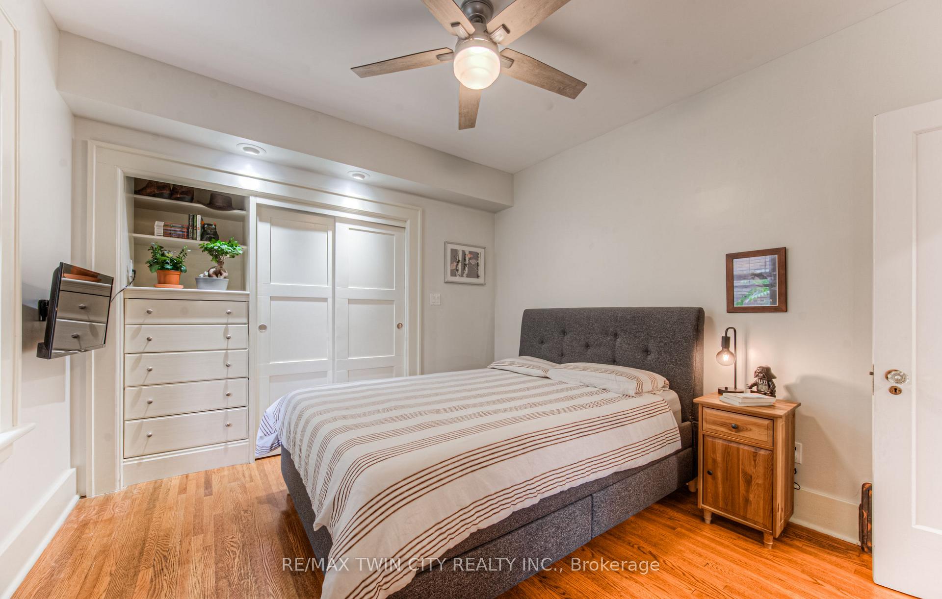 Photo 21 of 16 Lydia Street, Kitchener — HOMEH