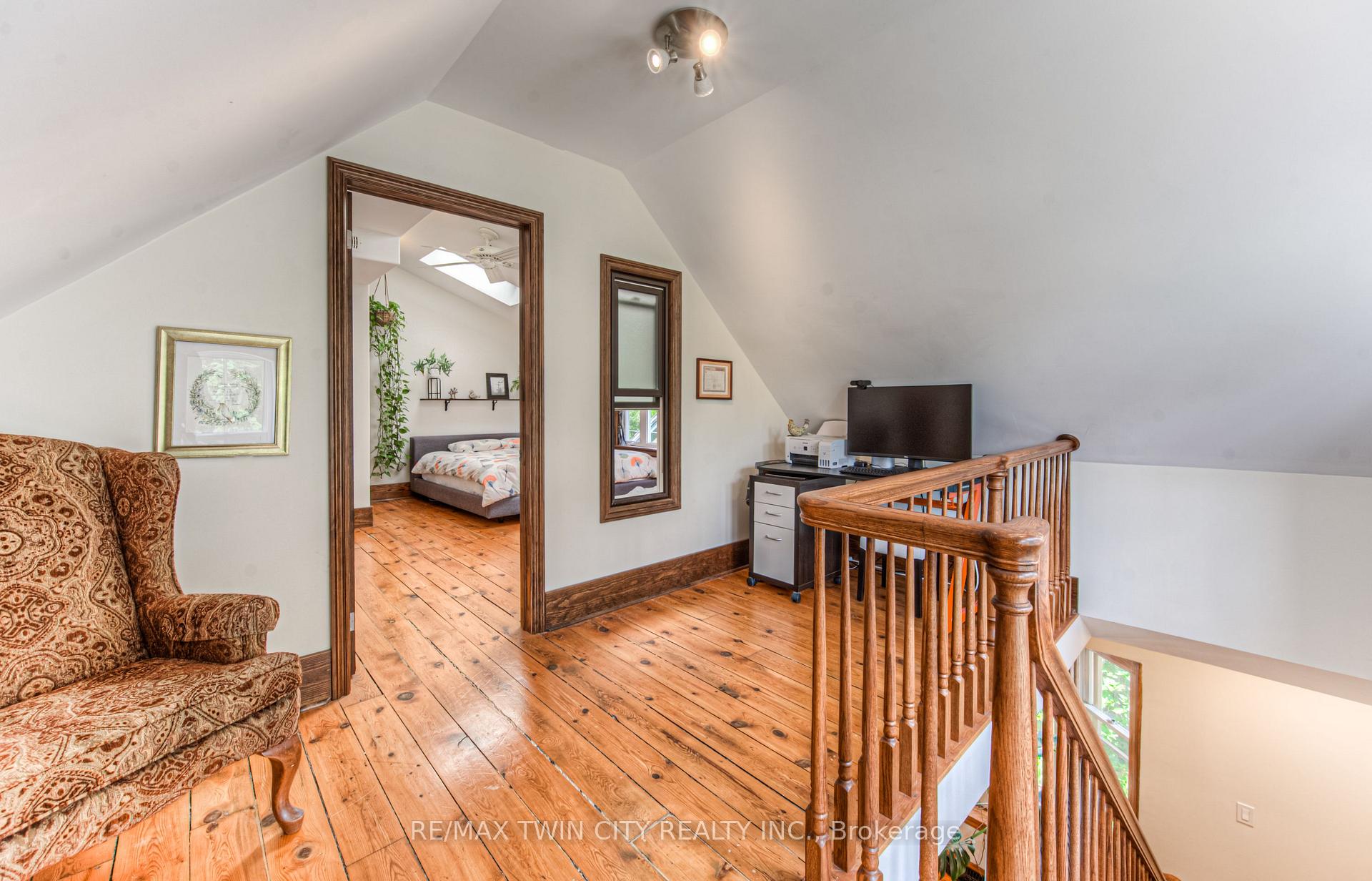 Photo 27 of 16 Lydia Street, Kitchener — HOMEH