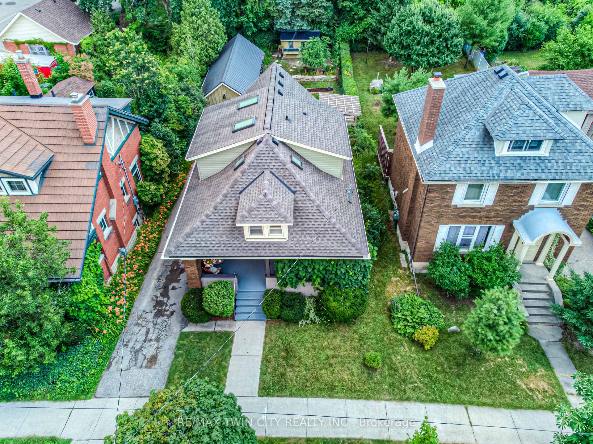 Photo 40 of 16 Lydia Street, Kitchener — HOMEH