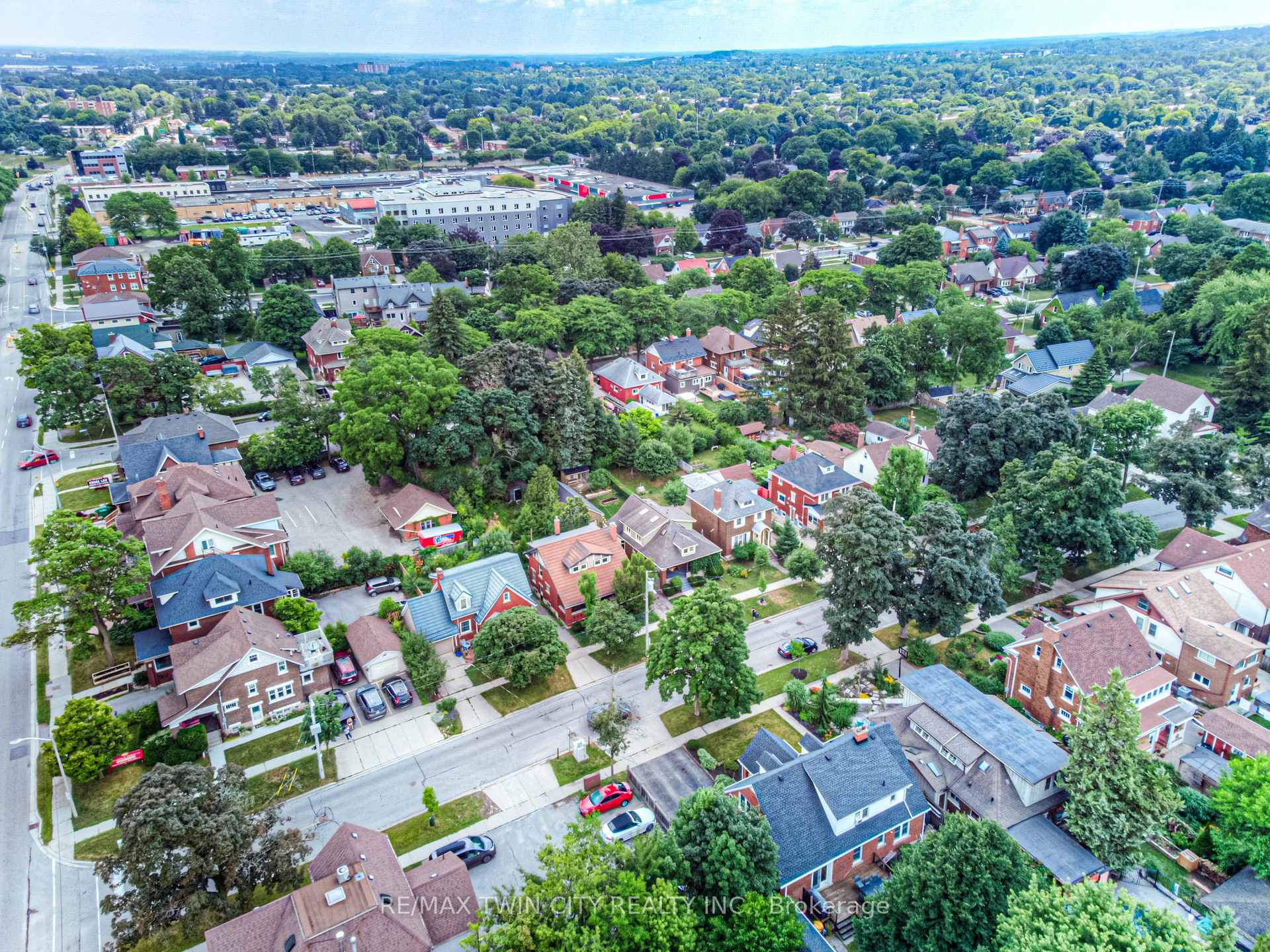 Photo 47 of 16 Lydia Street, Kitchener — HOMEH