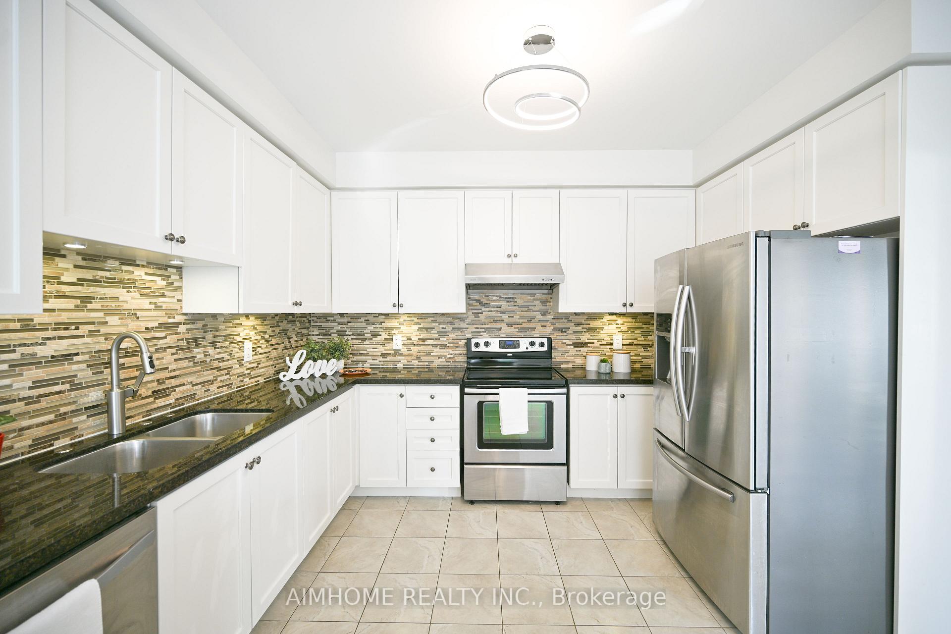 Photo 18 of 116 Landsdown Crescent, Markham, Wismer — HOMEH
