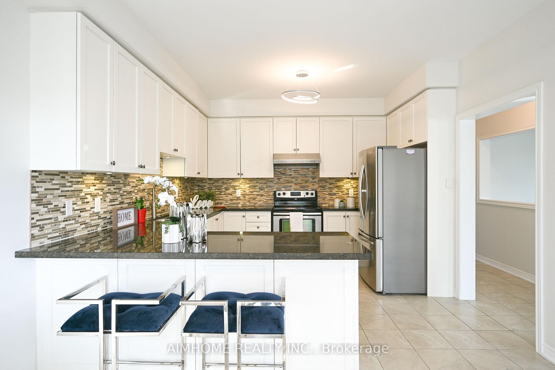 Photo 19 of 116 Landsdown Crescent, Markham, Wismer — HOMEH