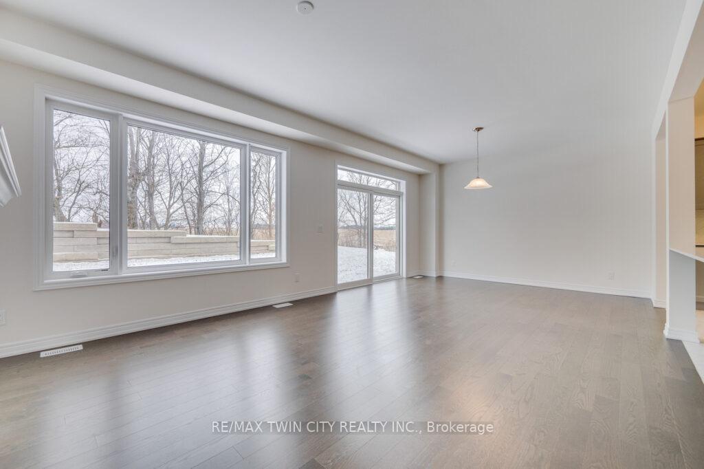Photo 6 of 284 Broadacre Drive, Kitchener — HOMEH