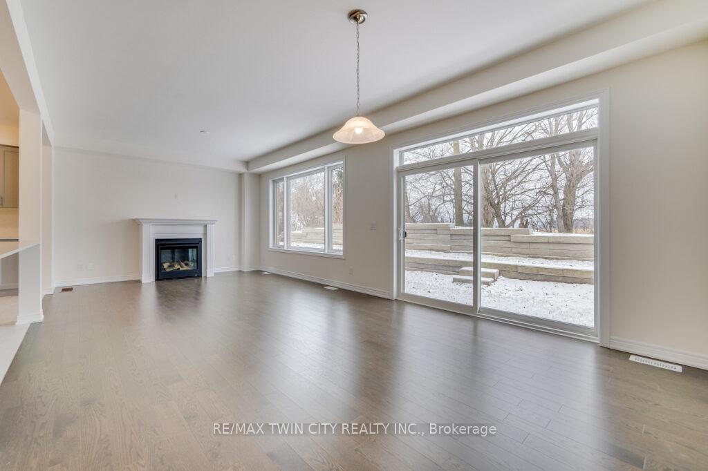 Photo 7 of 284 Broadacre Drive, Kitchener — HOMEH