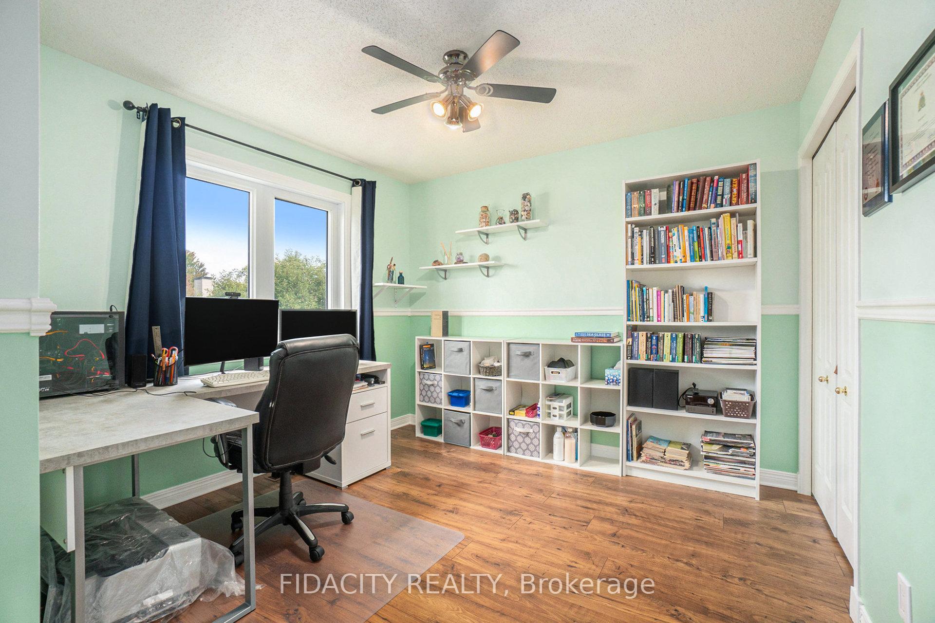 Photo 23 of 45 Rowe Drive, Ottawa, Kanata - Katimavik — HOMEH