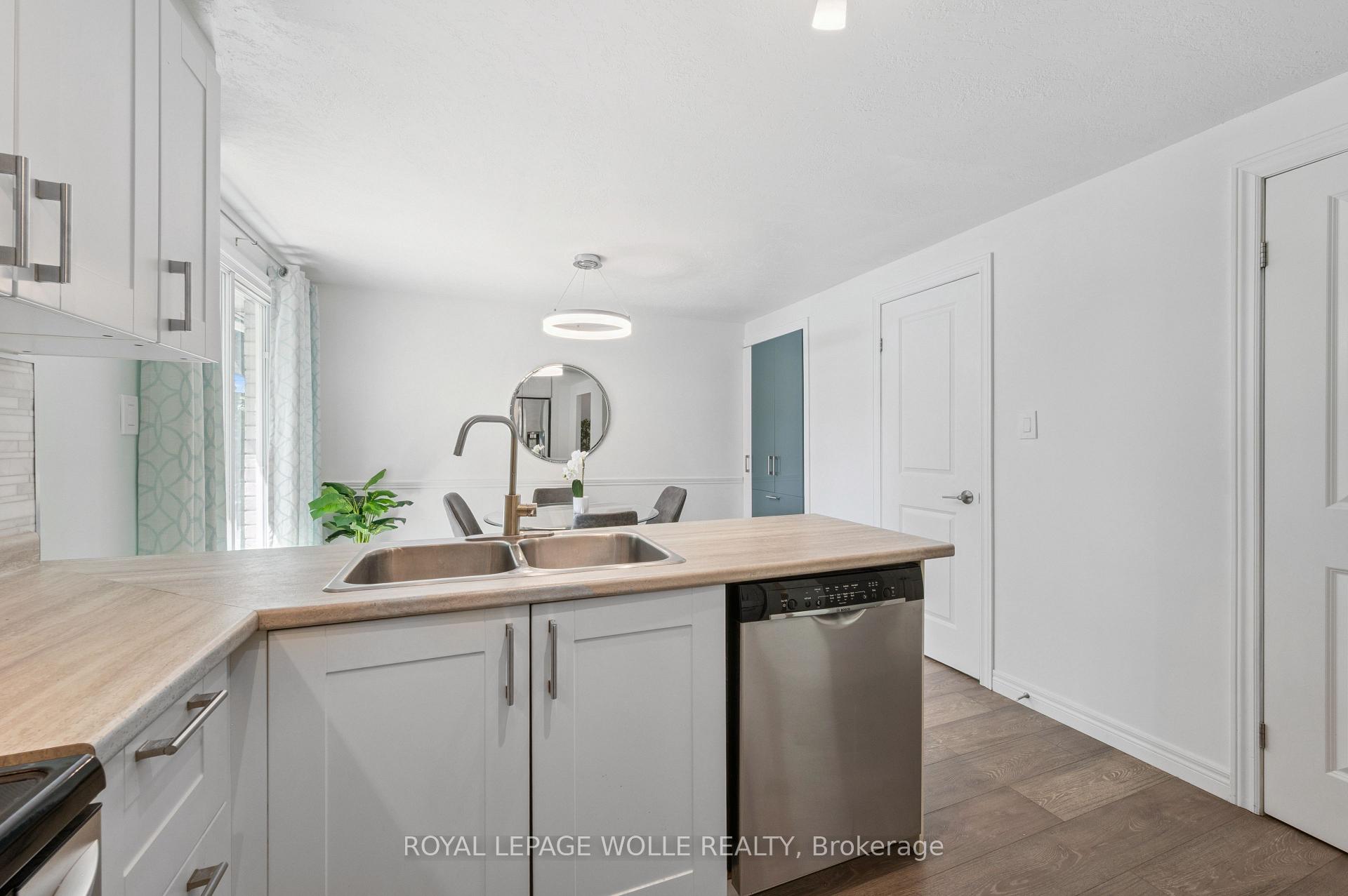 Photo 13 of 55 Monte Carlo Street, Kitchener — HOMEH