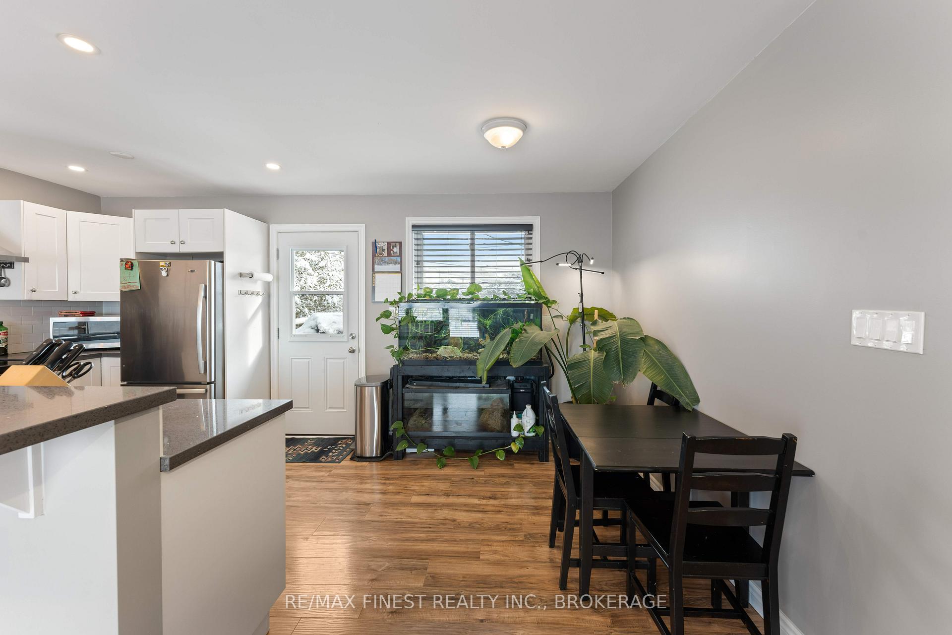 Photo 11 of 111 Manitou Crescent, Loyalist, Amherstview — HOMEH
