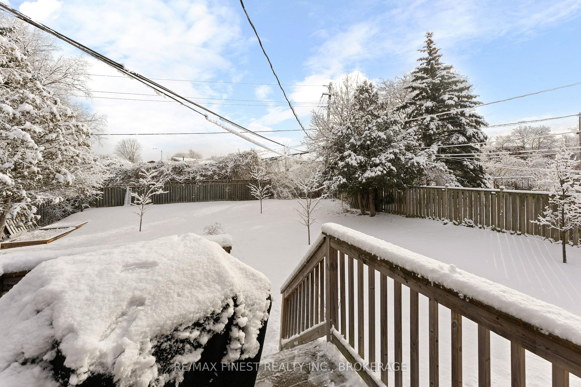Photo 33 of 111 Manitou Crescent, Loyalist, Amherstview — HOMEH